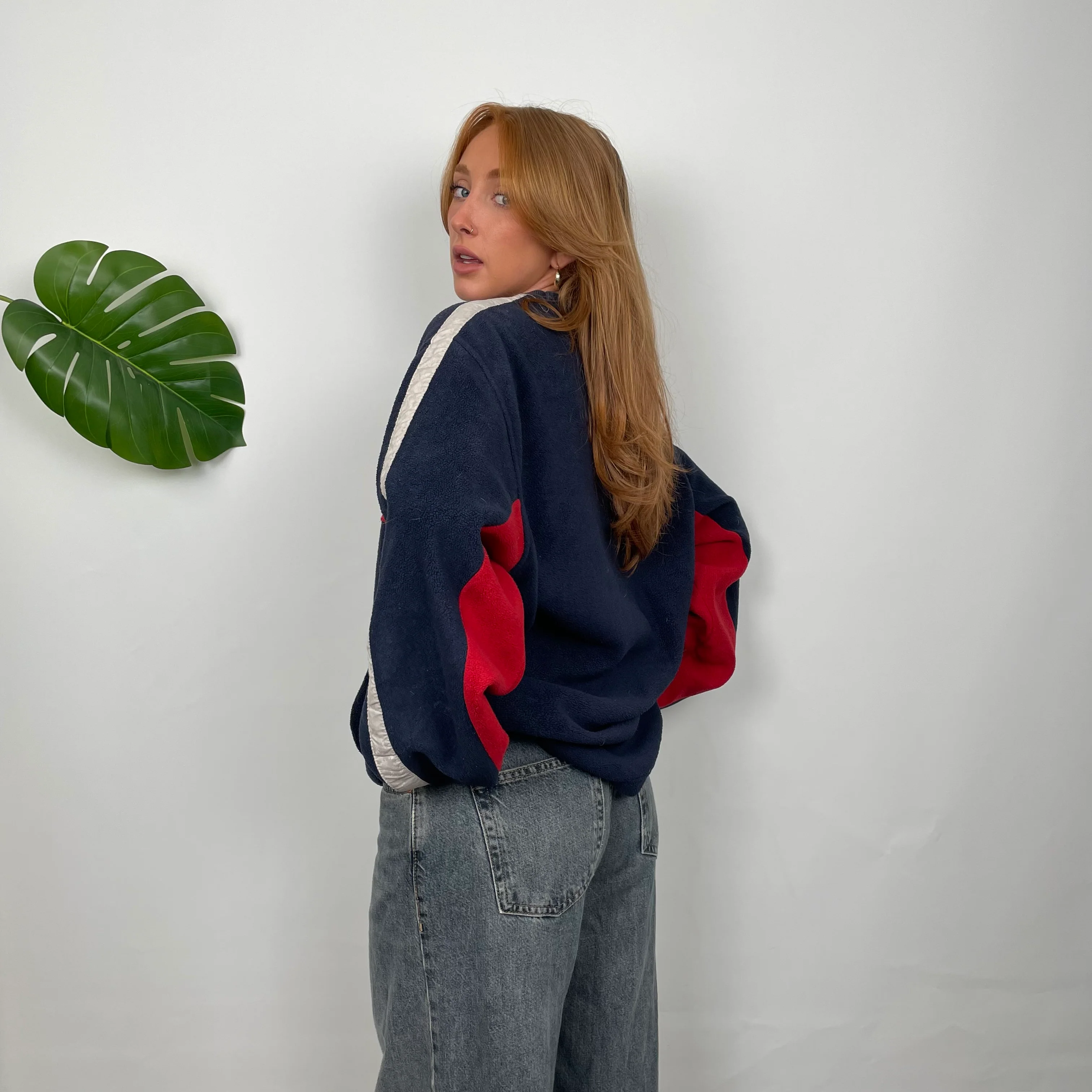 Tommy Hilfiger RARE Navy Embroidered Spell Out Fleece Sweatshirt (M) - Image 6