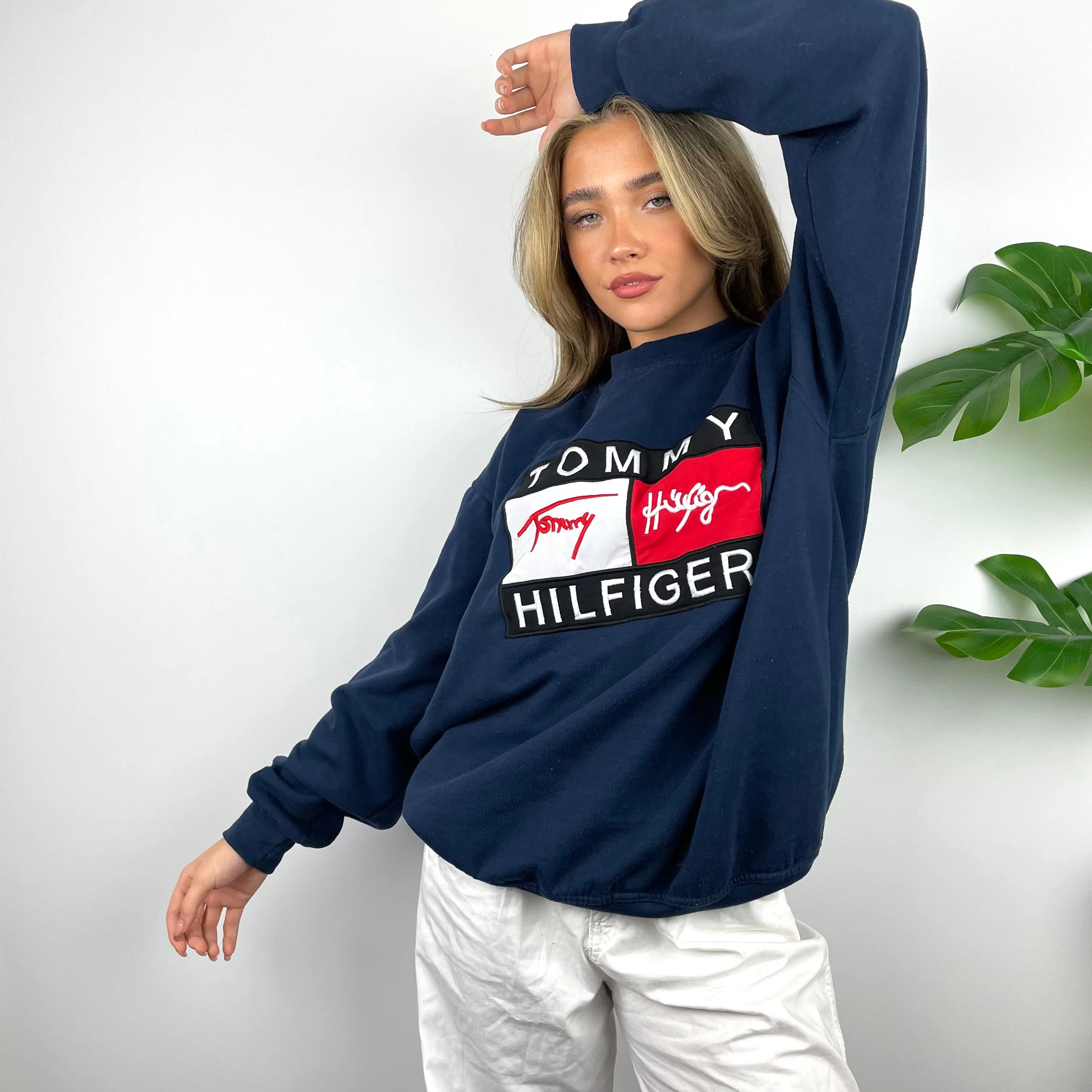 Tommy Hilfiger RARE Navy Embroidered Spell Out Sweatshirt as worn by Annalivia Hynds (XXL) - Image 4