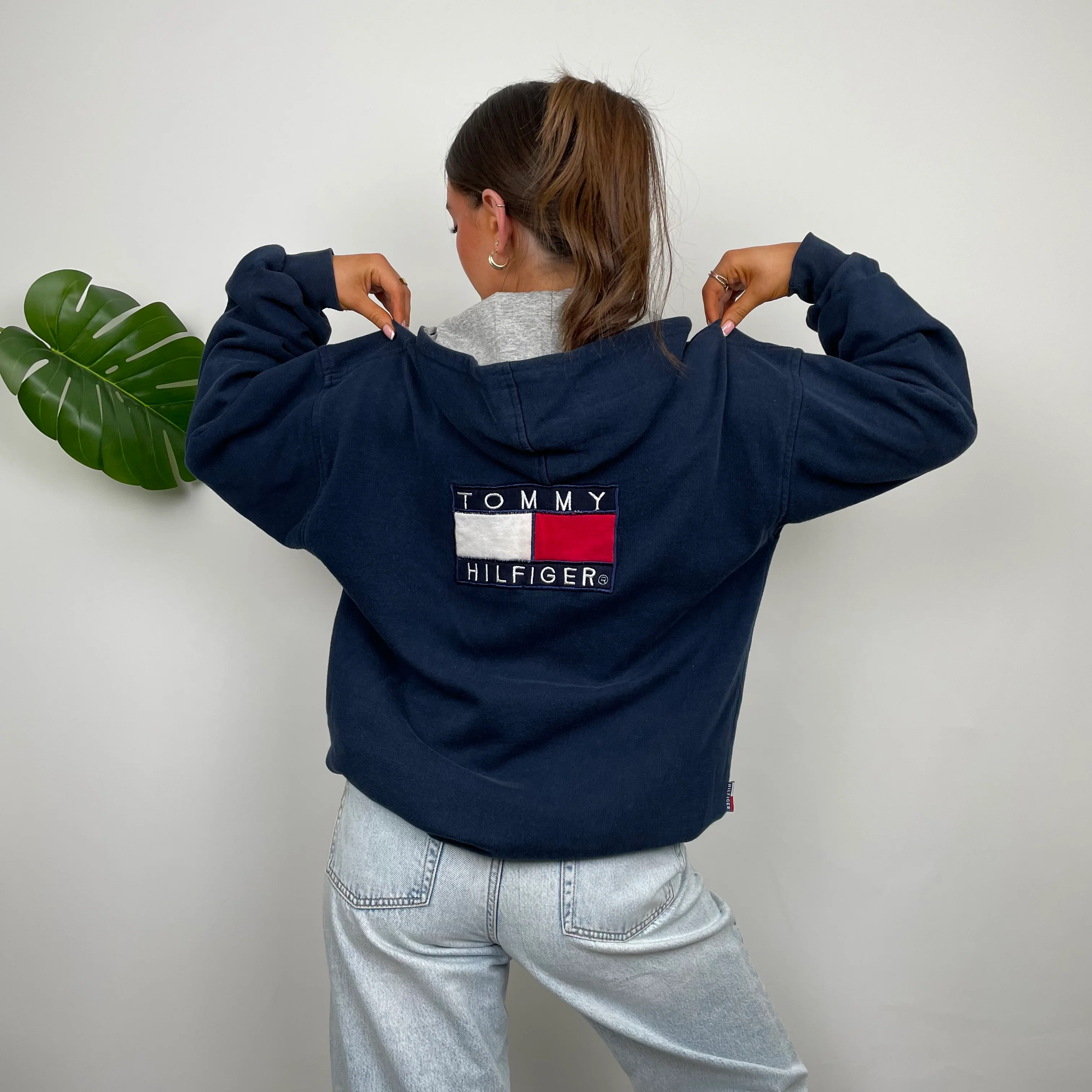 Tommy Hilfiger RARE Navy Embroidered Spell Out Zip Up Hoodie Jacket (XXL) - Image 2