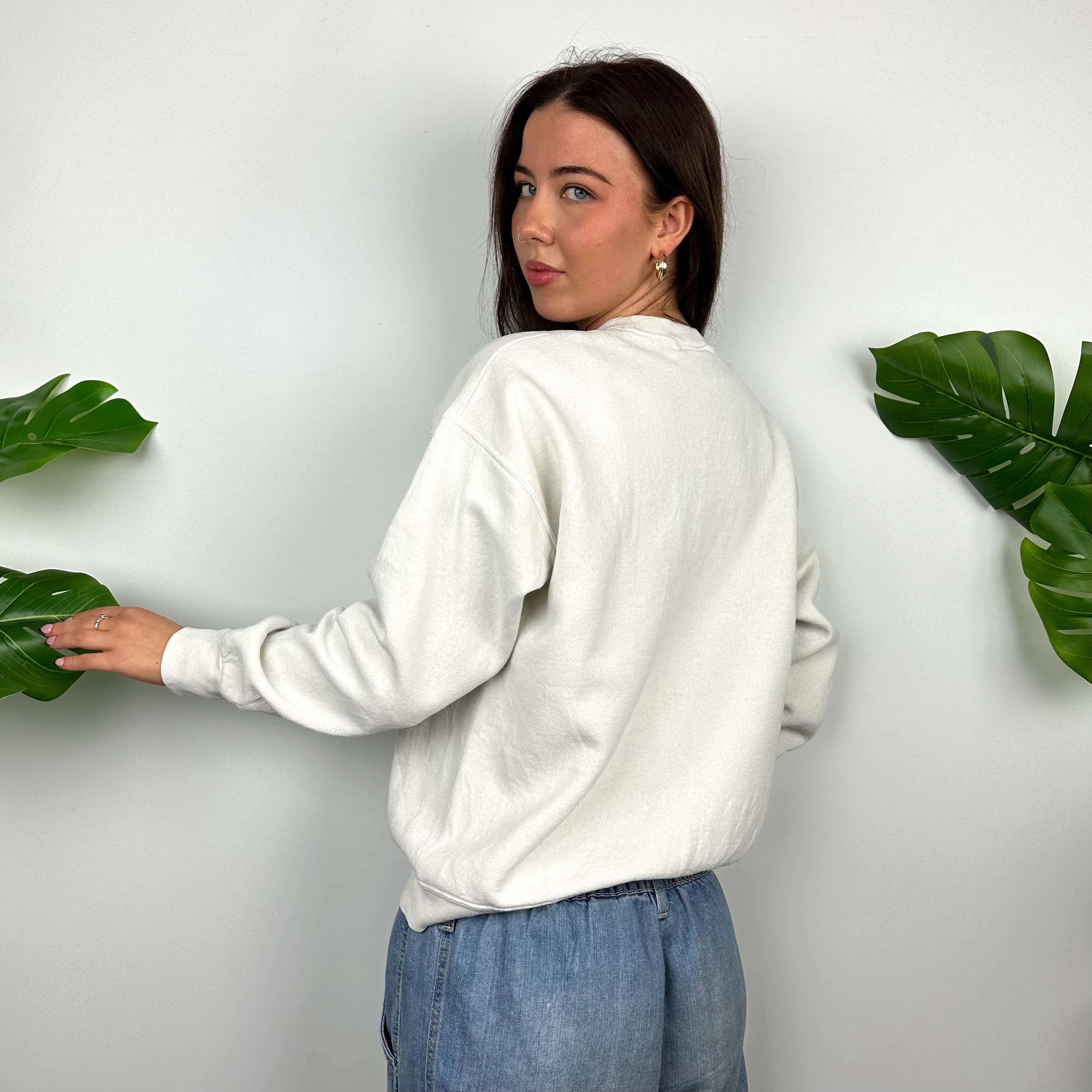 Tommy Hilfiger White Embroidered Spell Out Sweatshirt (M) - Image 4