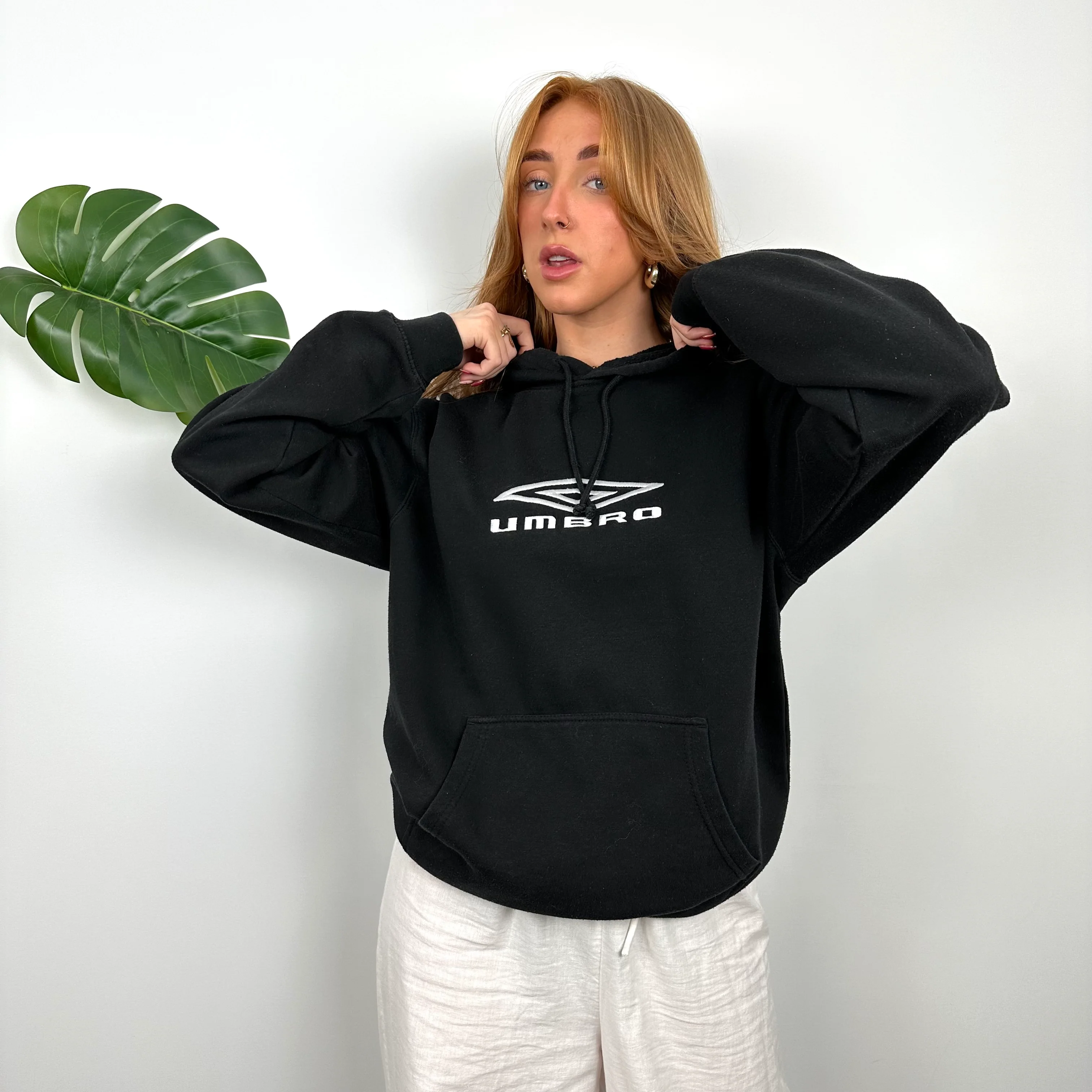 Umbro Black Embroidered Spell Out Hoodie (L) - Image 2