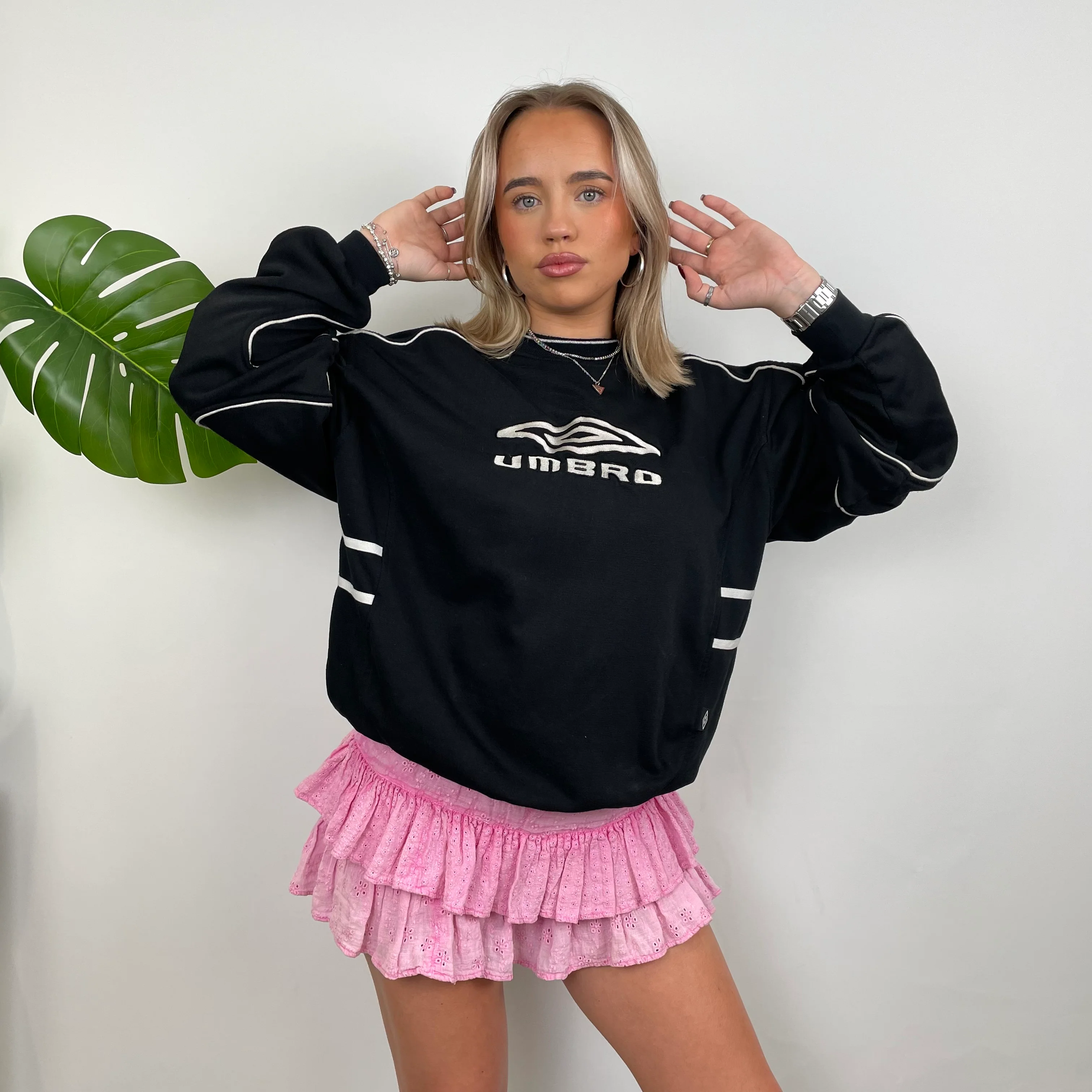 Umbro Black Embroidered Spell Out Sweatshirt (S)
