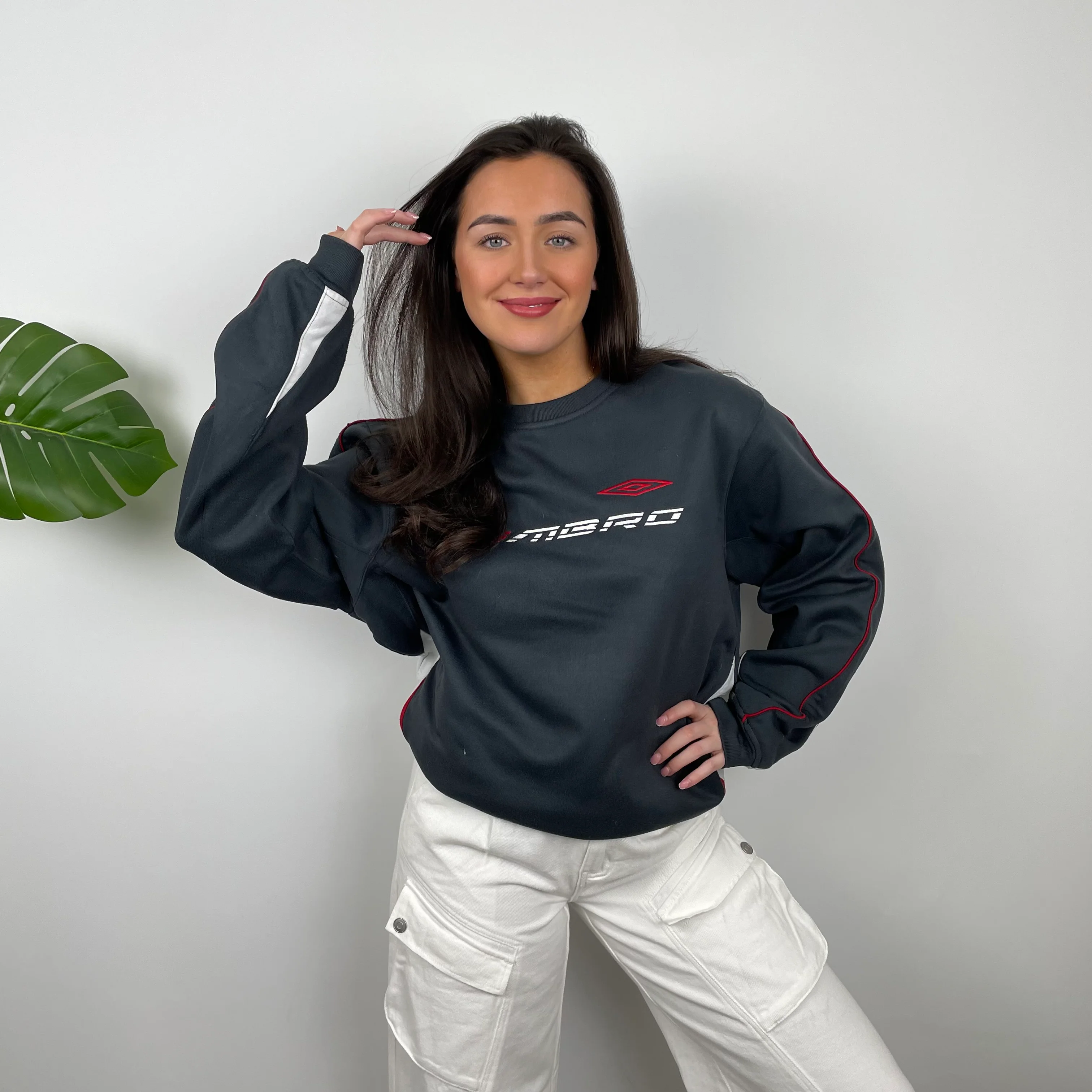 Umbro Black Embroidered Spell Out Sweatshirt (L) - Image 4