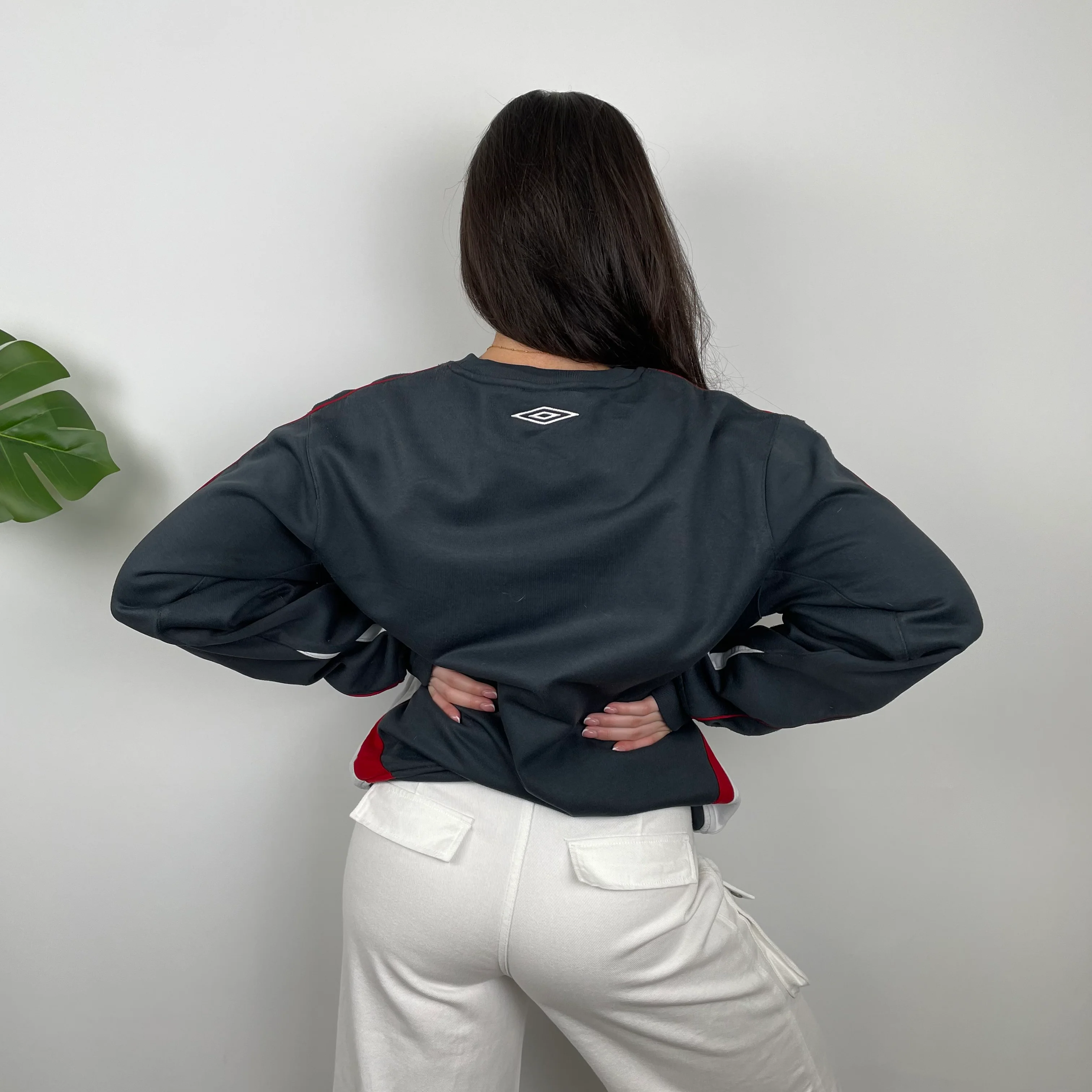 Umbro Black Embroidered Spell Out Sweatshirt (L) - Image 9
