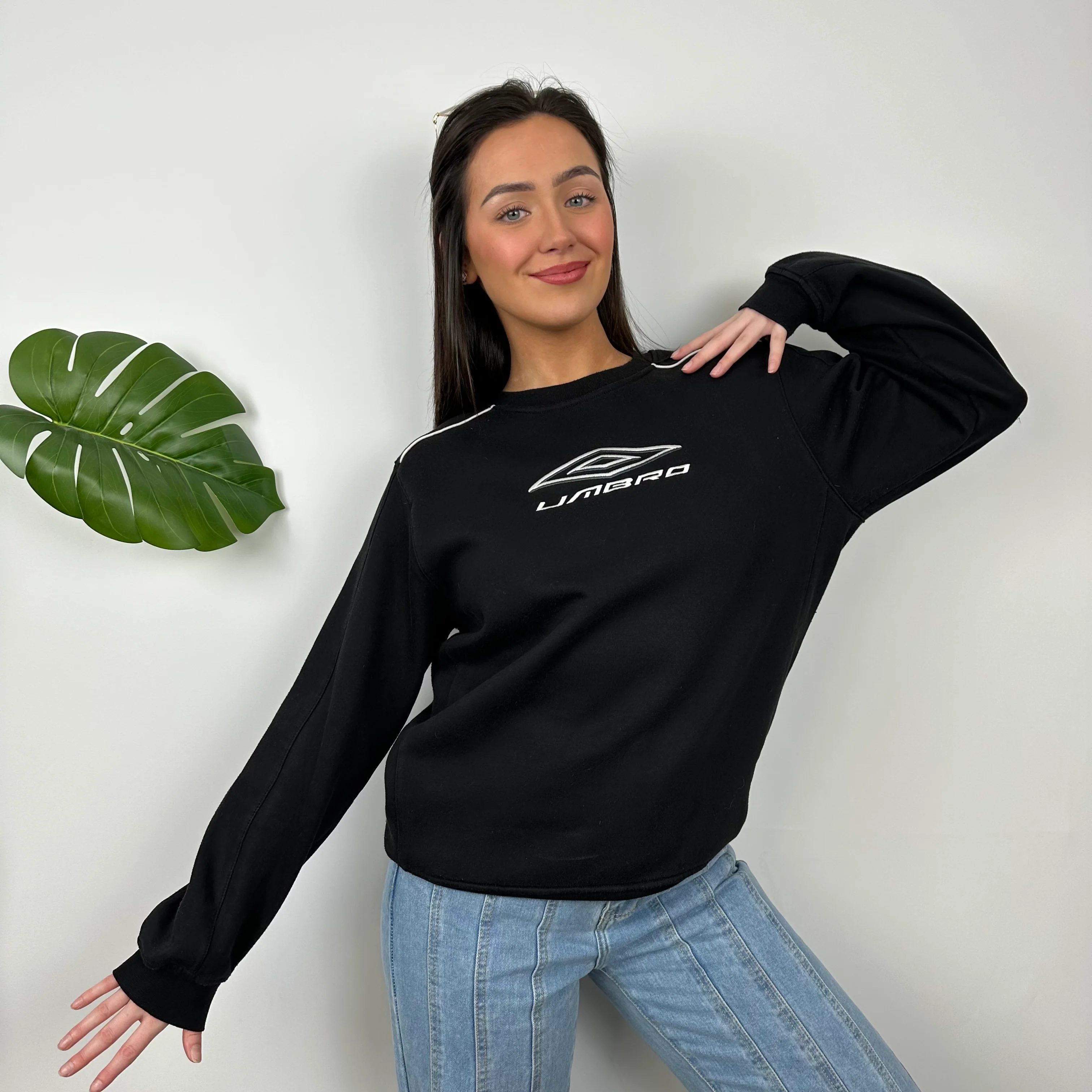 Umbro Black Embroidered Spell Out Sweatshirt (L) - Image 6