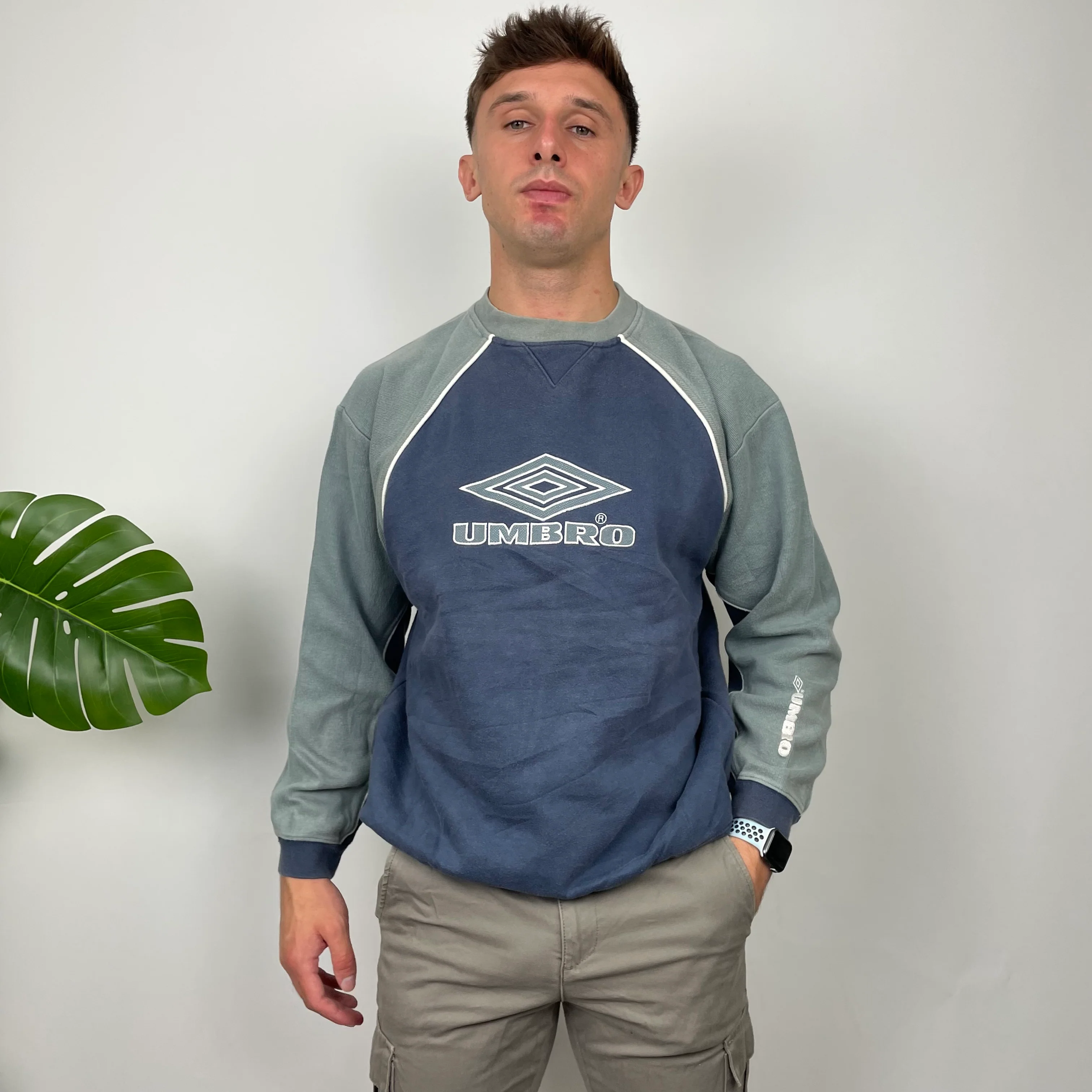 Umbro Blue Embroidered Spell Out Sweatshirt (L) - Image 3