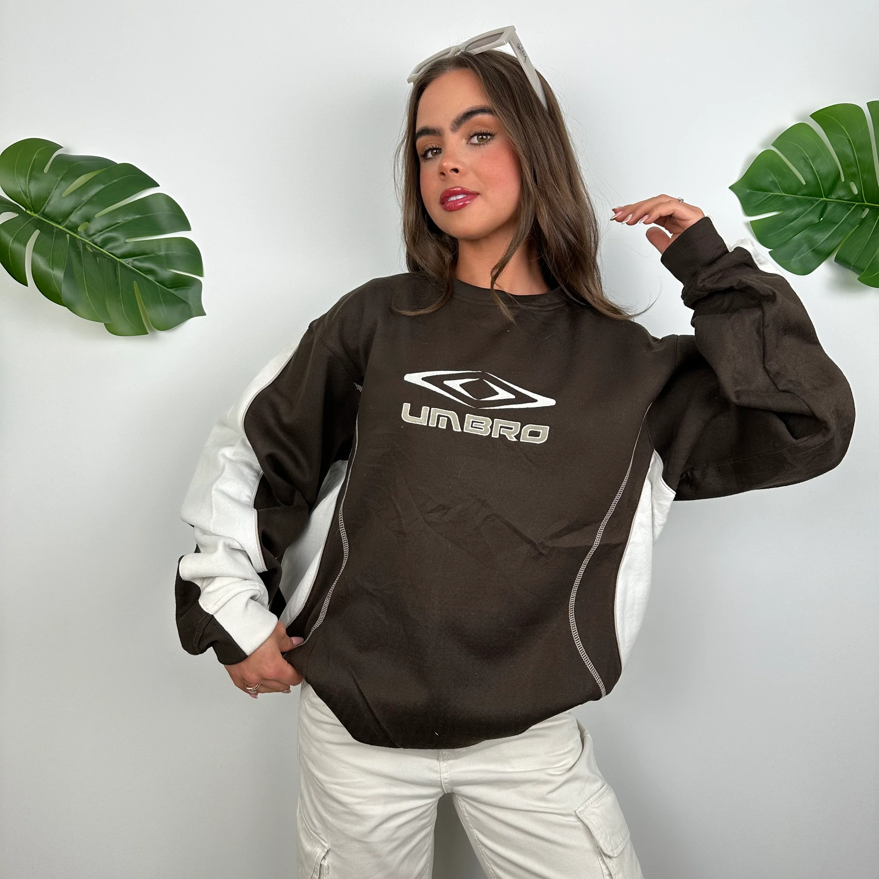 Umbro Brown Embroidered Spell Out Sweatshirt (L) - Image 7