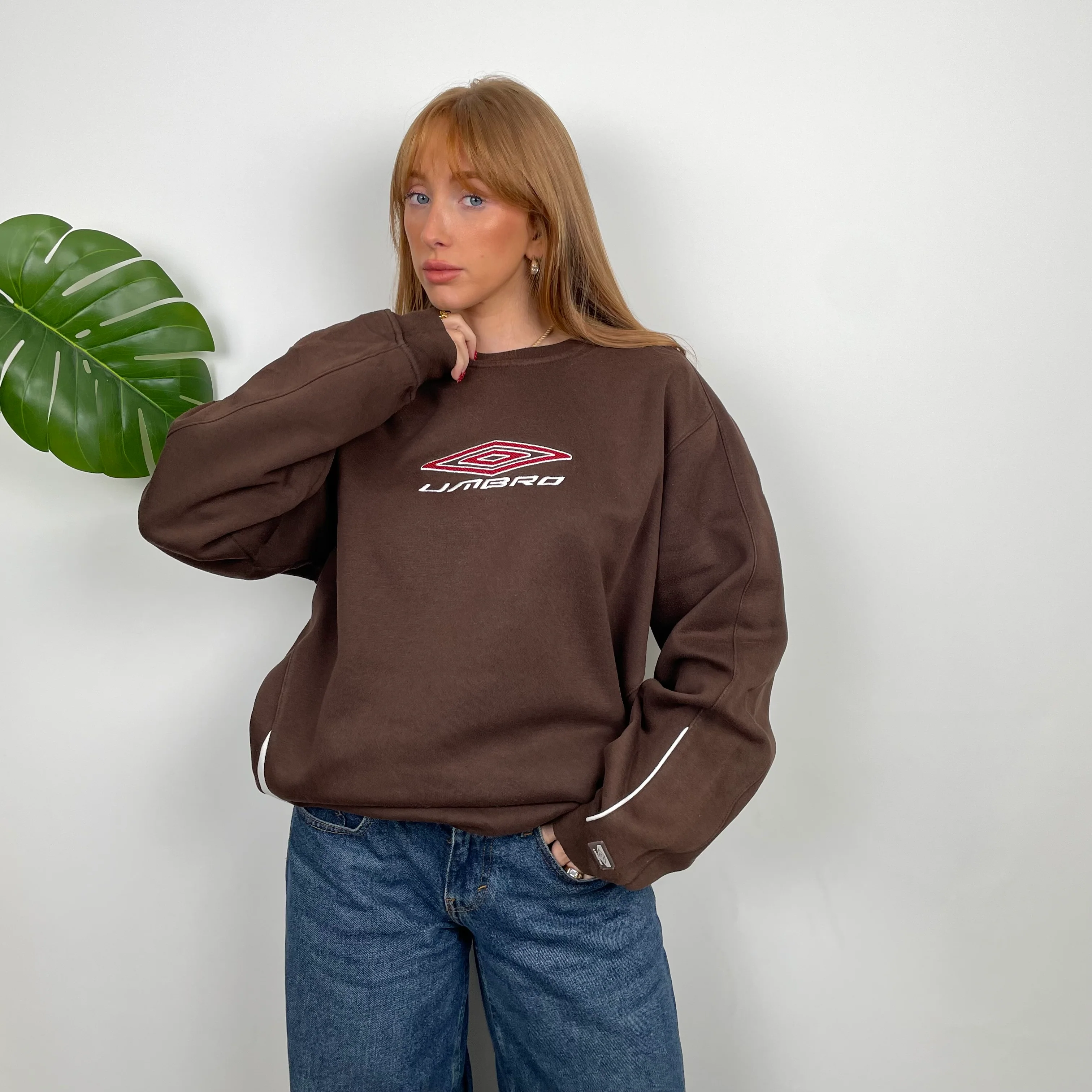 Umbro Brown Embroidered Spell Out Sweatshirt (M) - Image 4