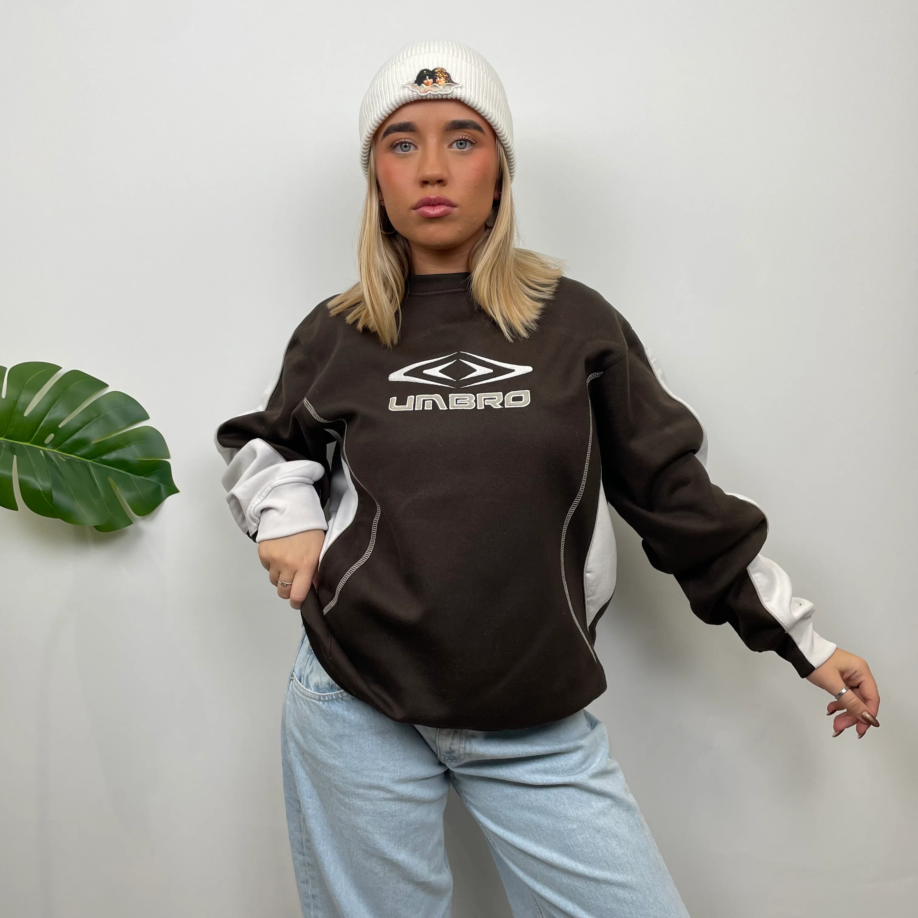 Umbro Brown Embroidered Spell Out Sweatshirt (M) - Image 8