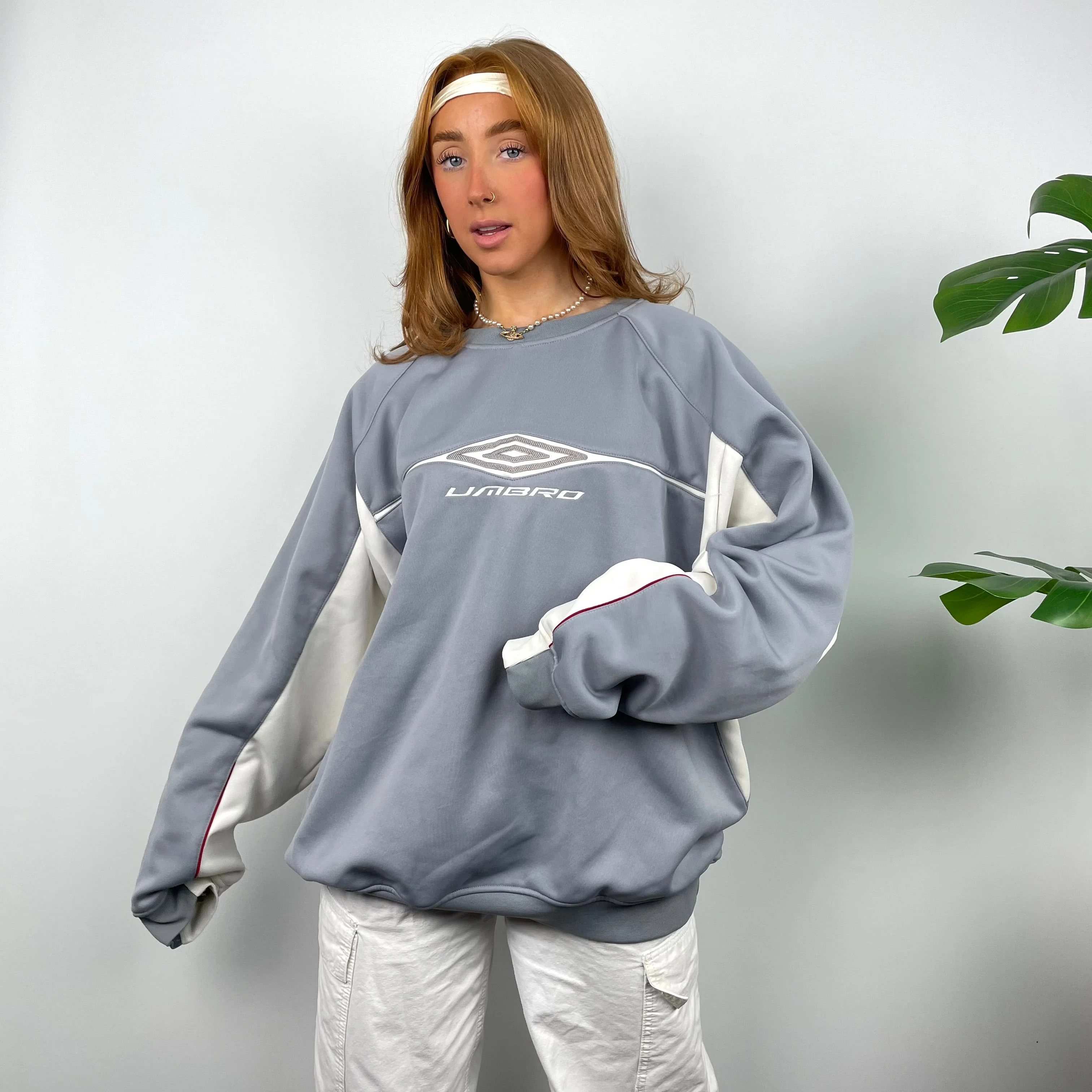 Umbro Grey Embroidered Spell Out Sweatshirt (L)
