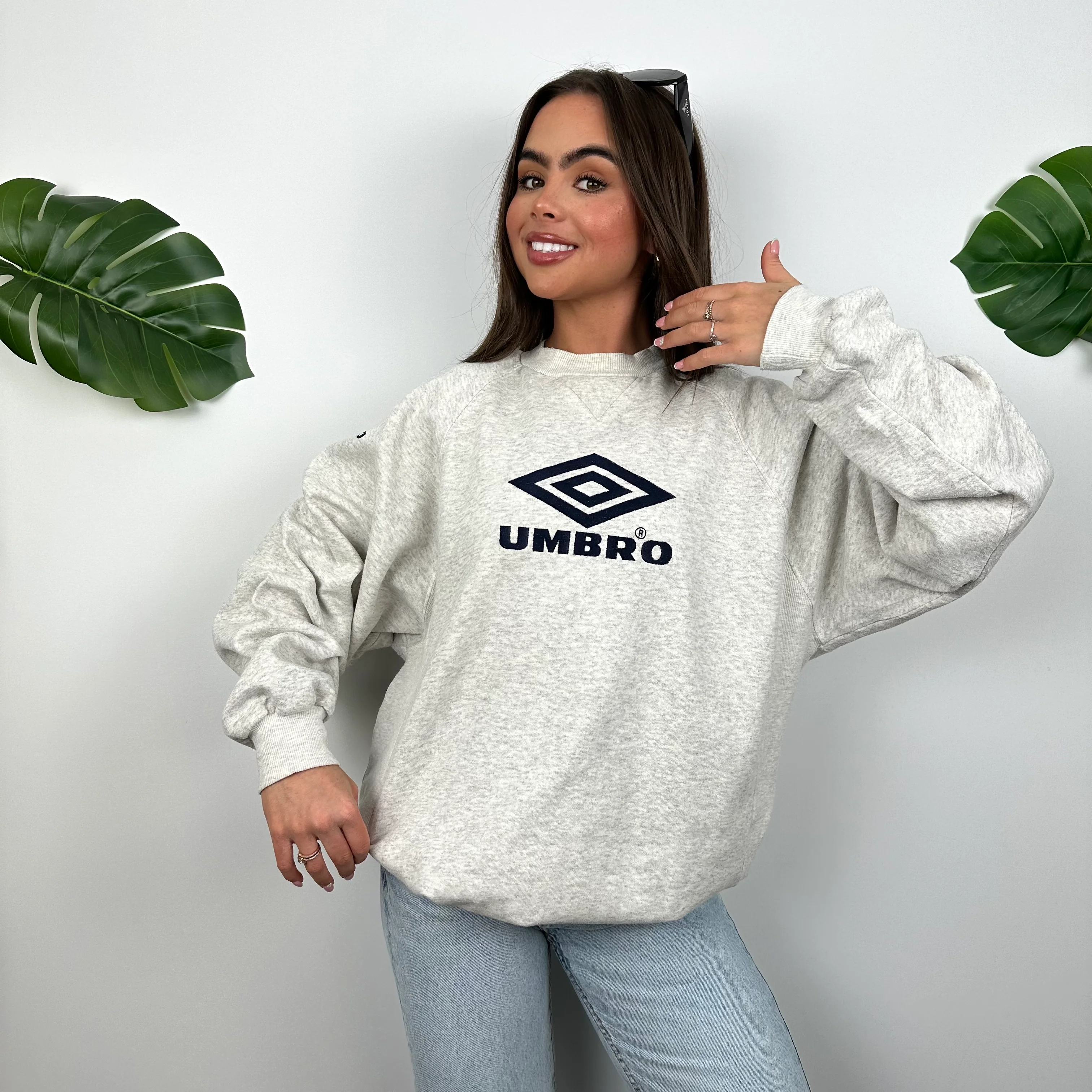 Umbro Grey Embroidered Spell Out Sweatshirt (L) - Image 3
