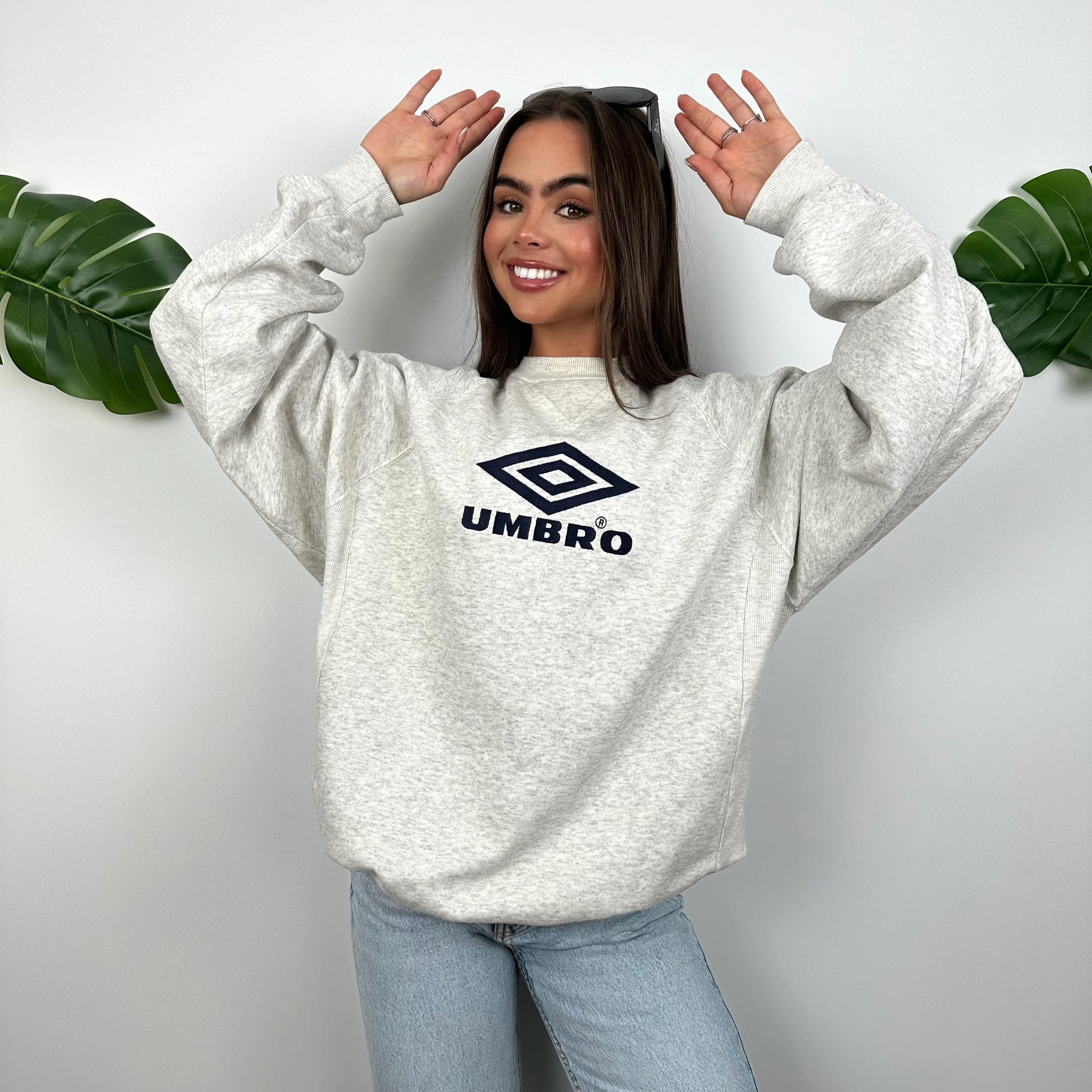Umbro Grey Embroidered Spell Out Sweatshirt (L) - Image 5