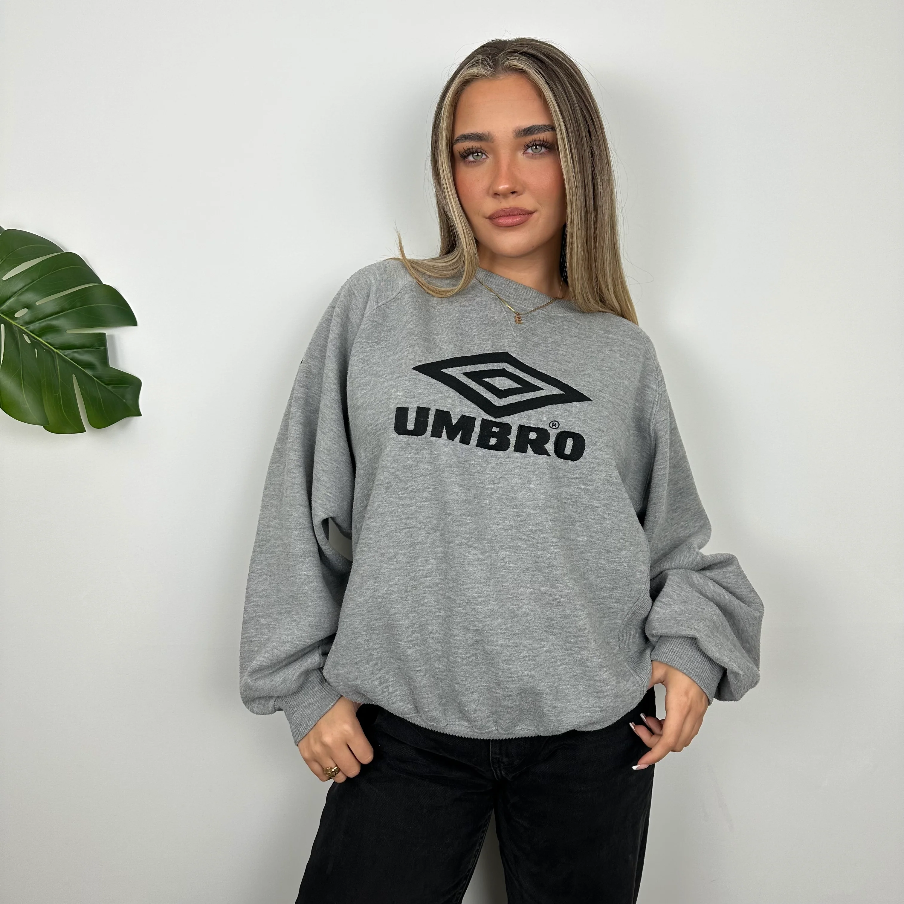 Umbro Grey Embroidered Spell Out Sweatshirt (M)