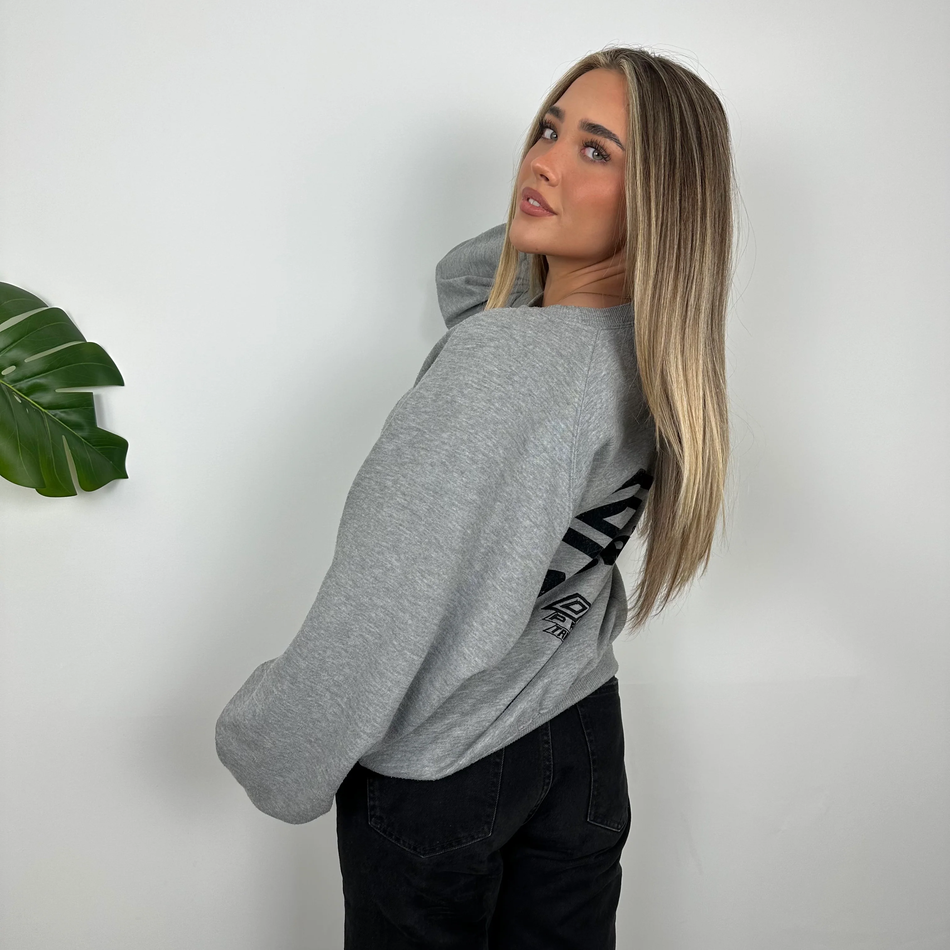 Umbro Grey Embroidered Spell Out Sweatshirt (M) - Image 4