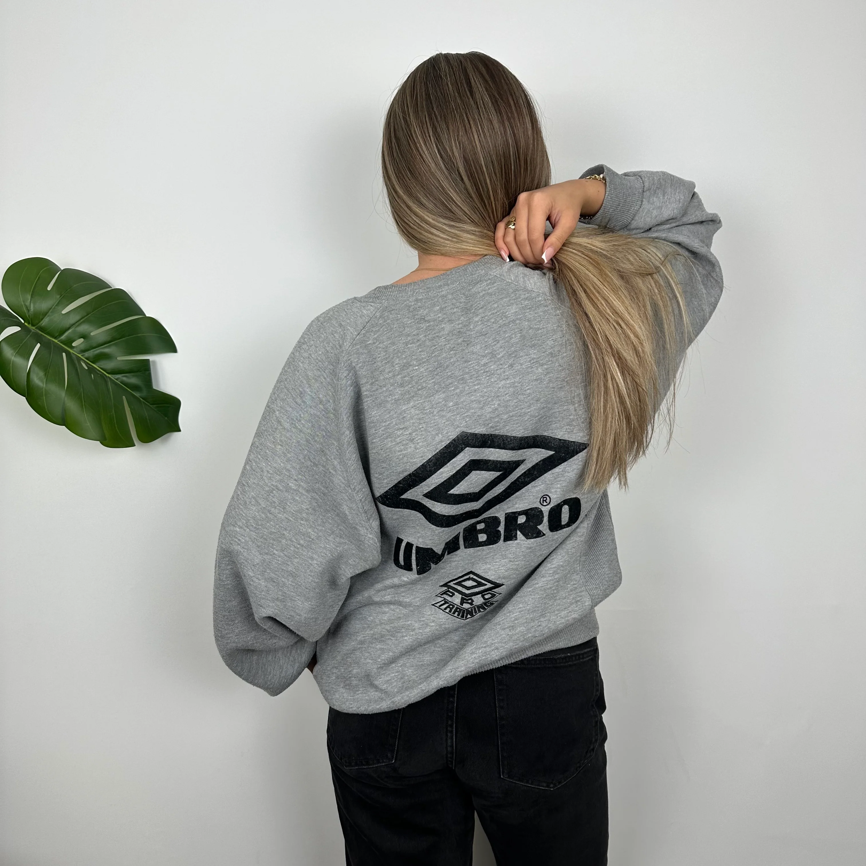 Umbro Grey Embroidered Spell Out Sweatshirt (M) - Image 8