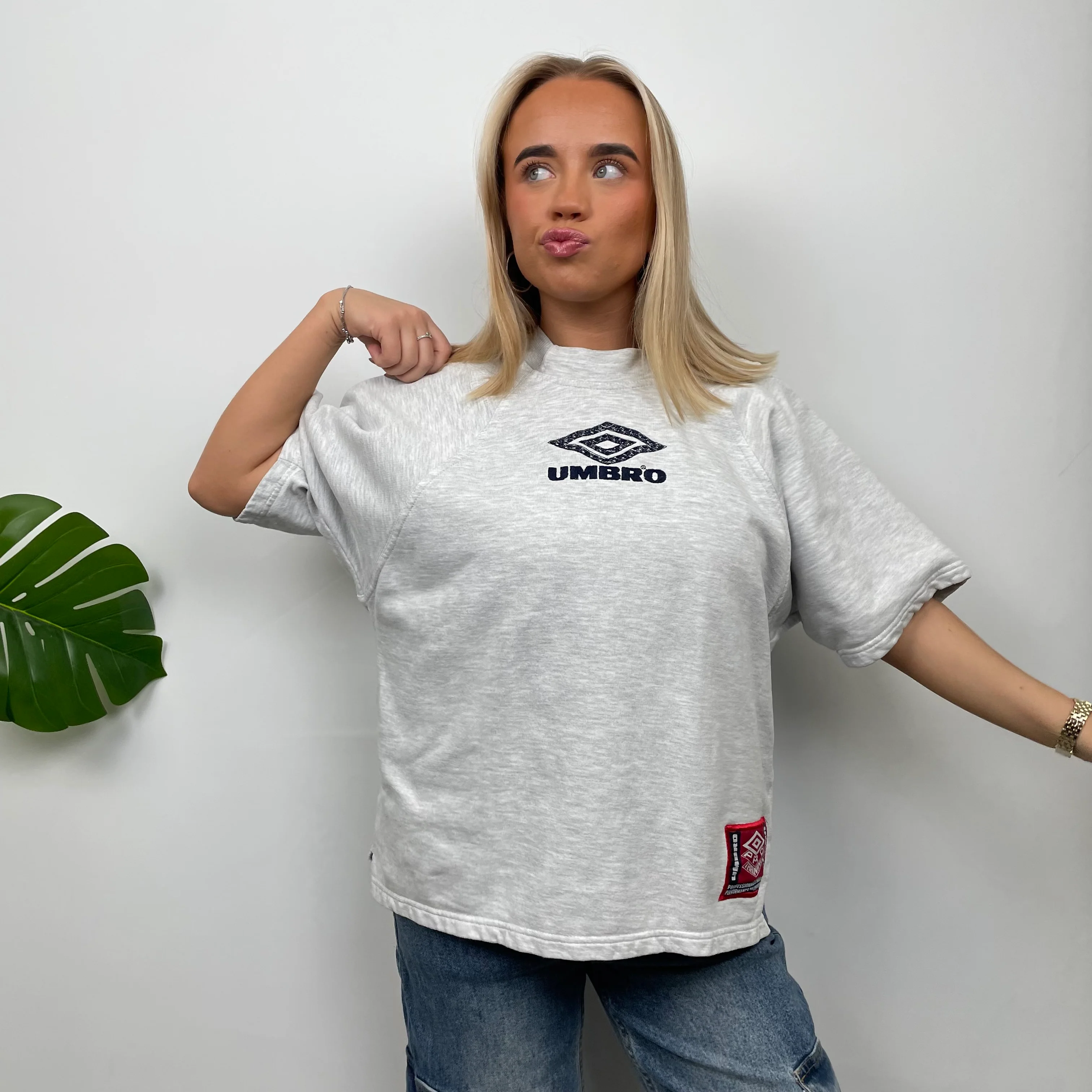 Umbro Grey Embroidered Spell Out T Shirt (L) - Image 3