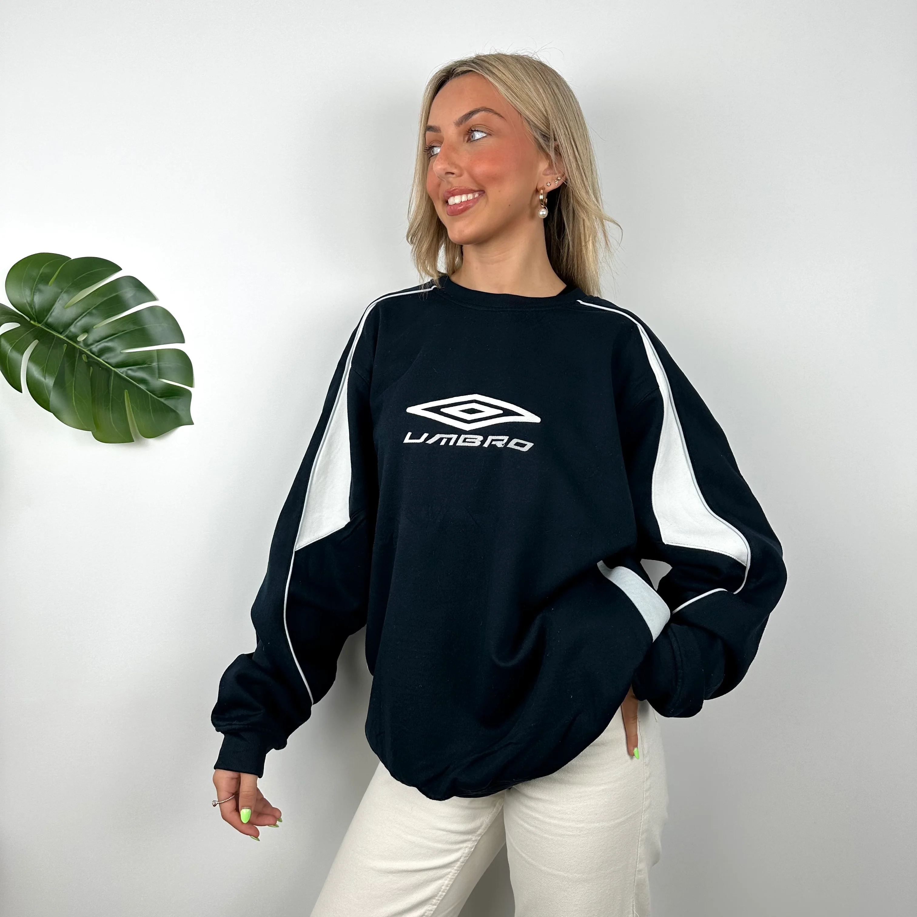 Umbro Navy Embroidered Spell Out Sweatshirt (XL) - Image 6
