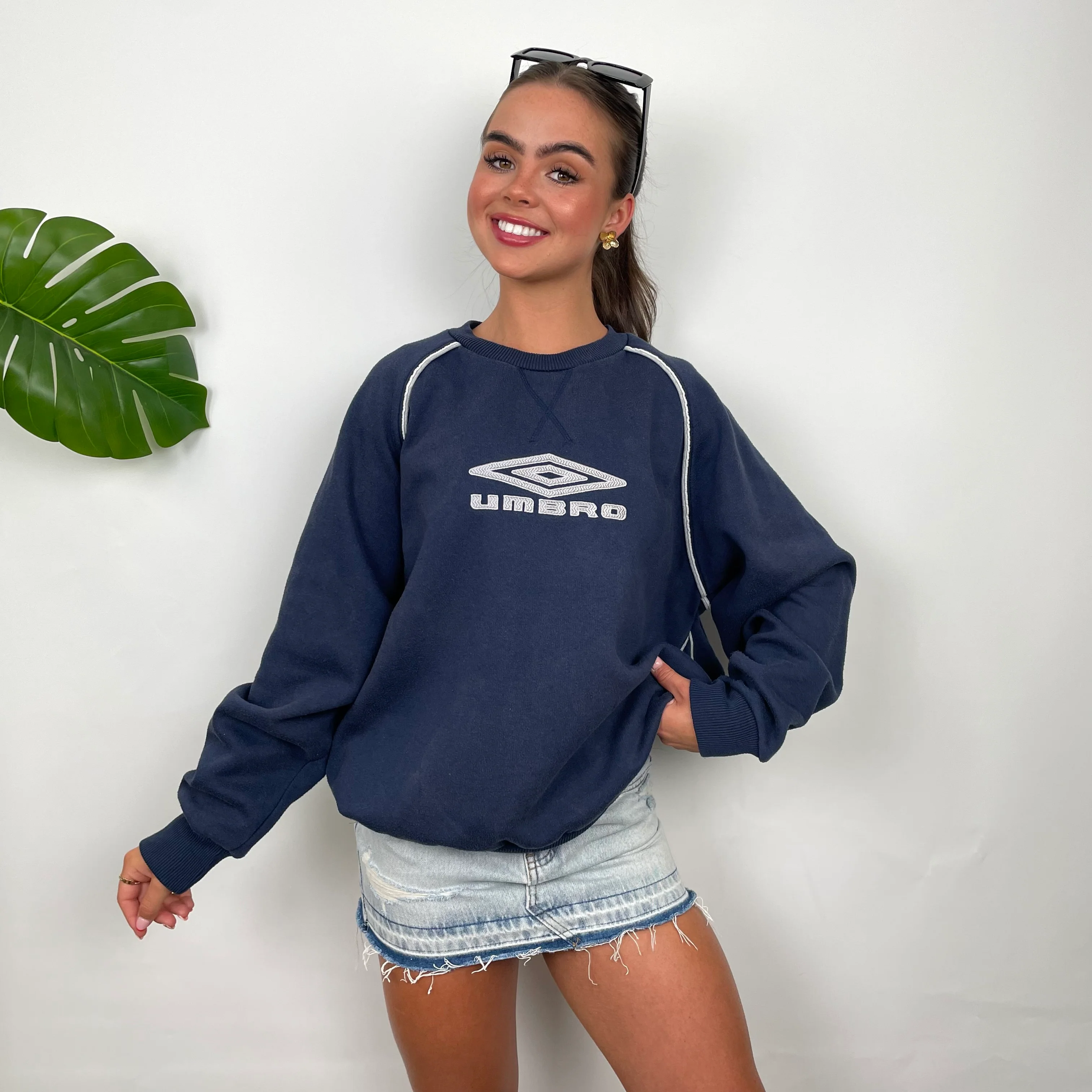 Umbro Navy Embroidered Spell Out Sweatshirt (L) - Image 3
