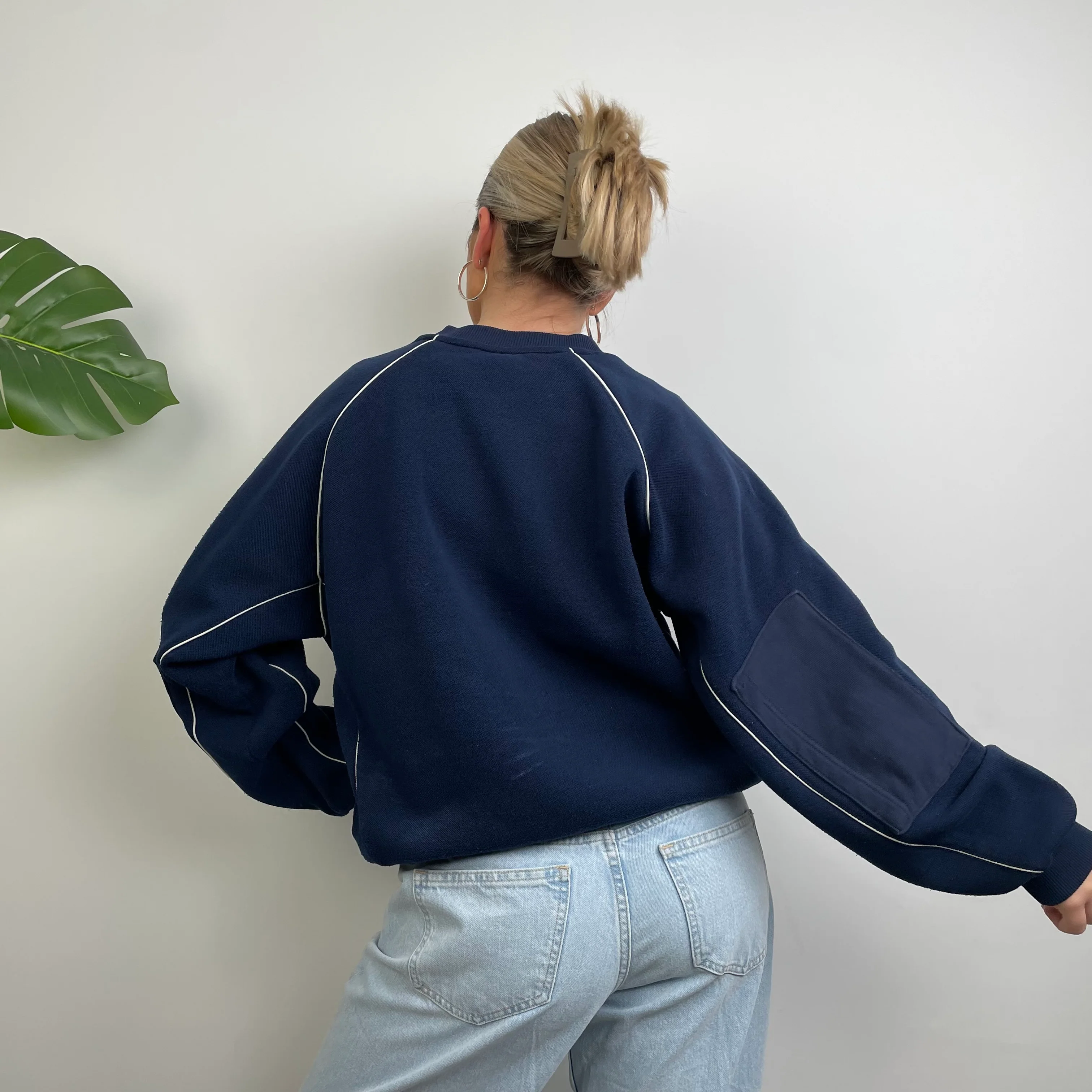 Umbro Navy Embroidered Spell Out Sweatshirt (S) - Image 7