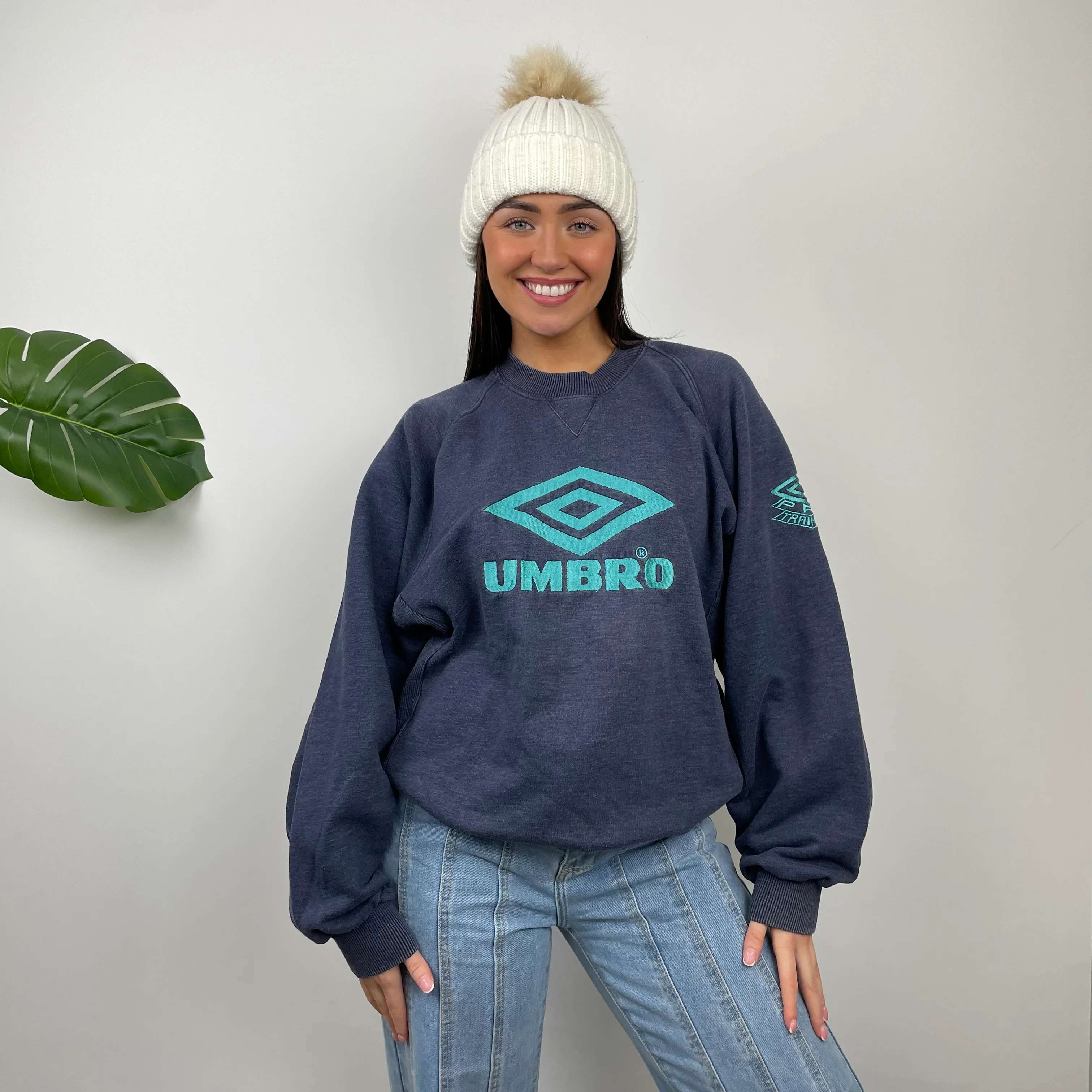 Umbro Navy Embroidered Spell Out Sweatshirt (L) - Image 10