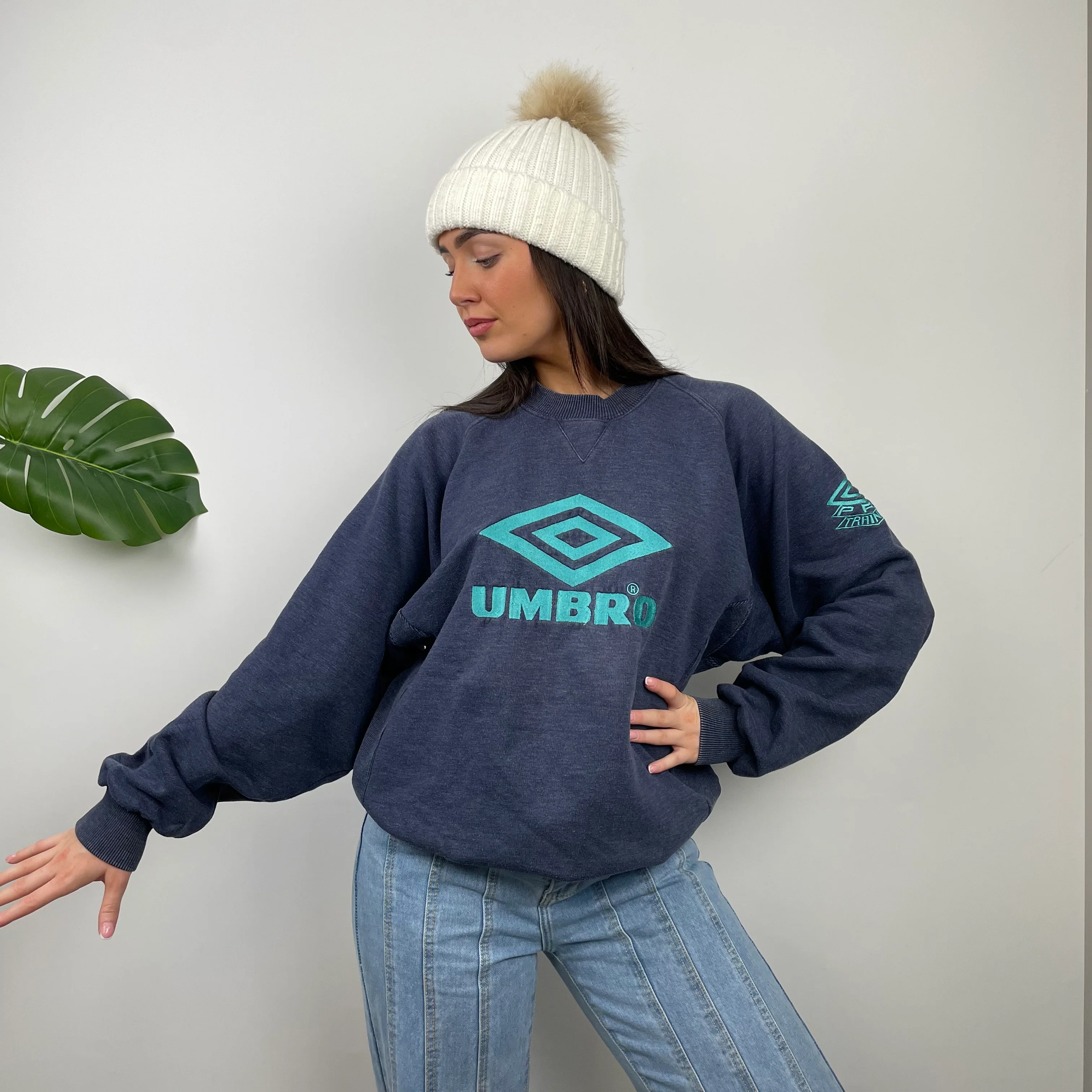 Umbro Navy Embroidered Spell Out Sweatshirt (L) - Image 3