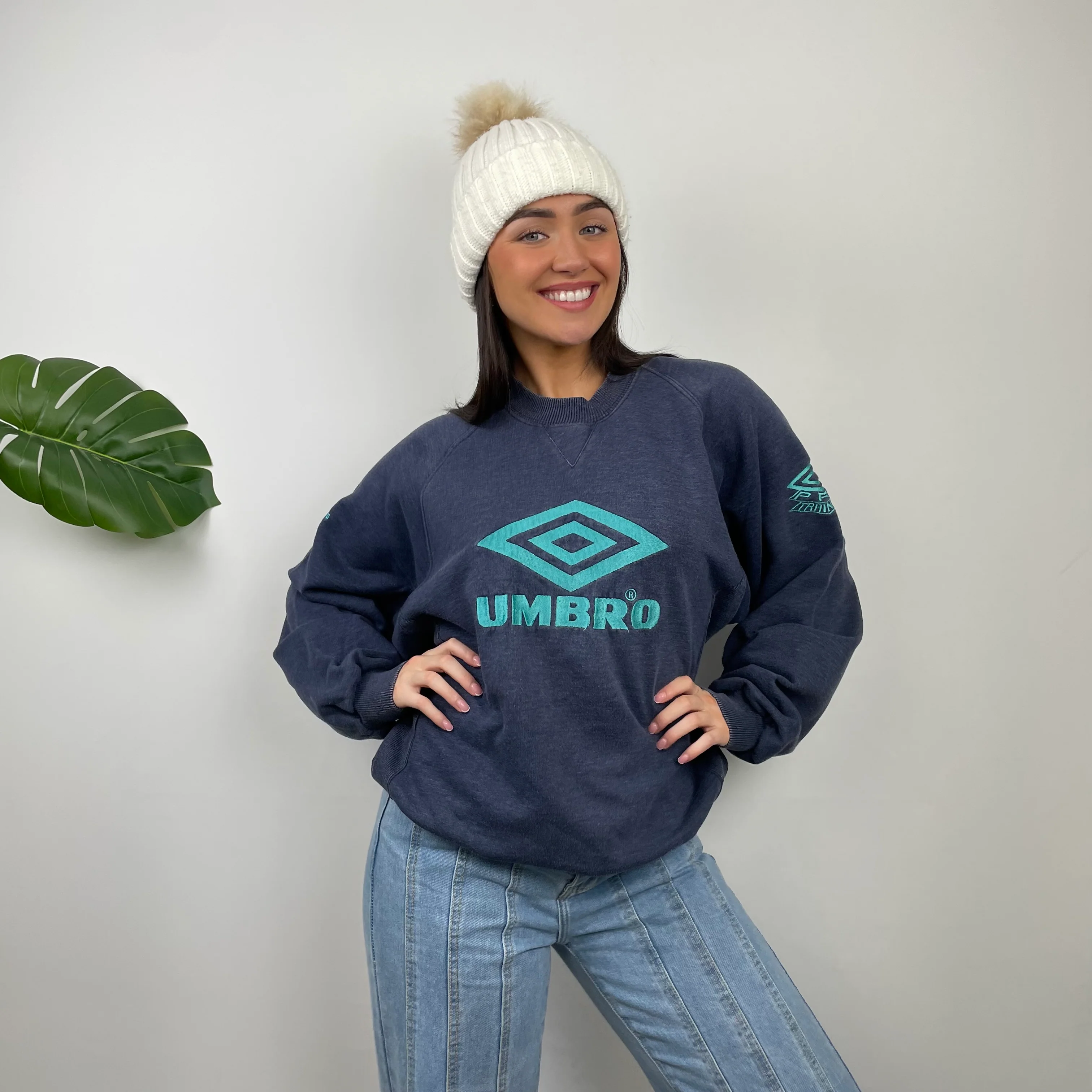Umbro Navy Embroidered Spell Out Sweatshirt (L) - Image 8