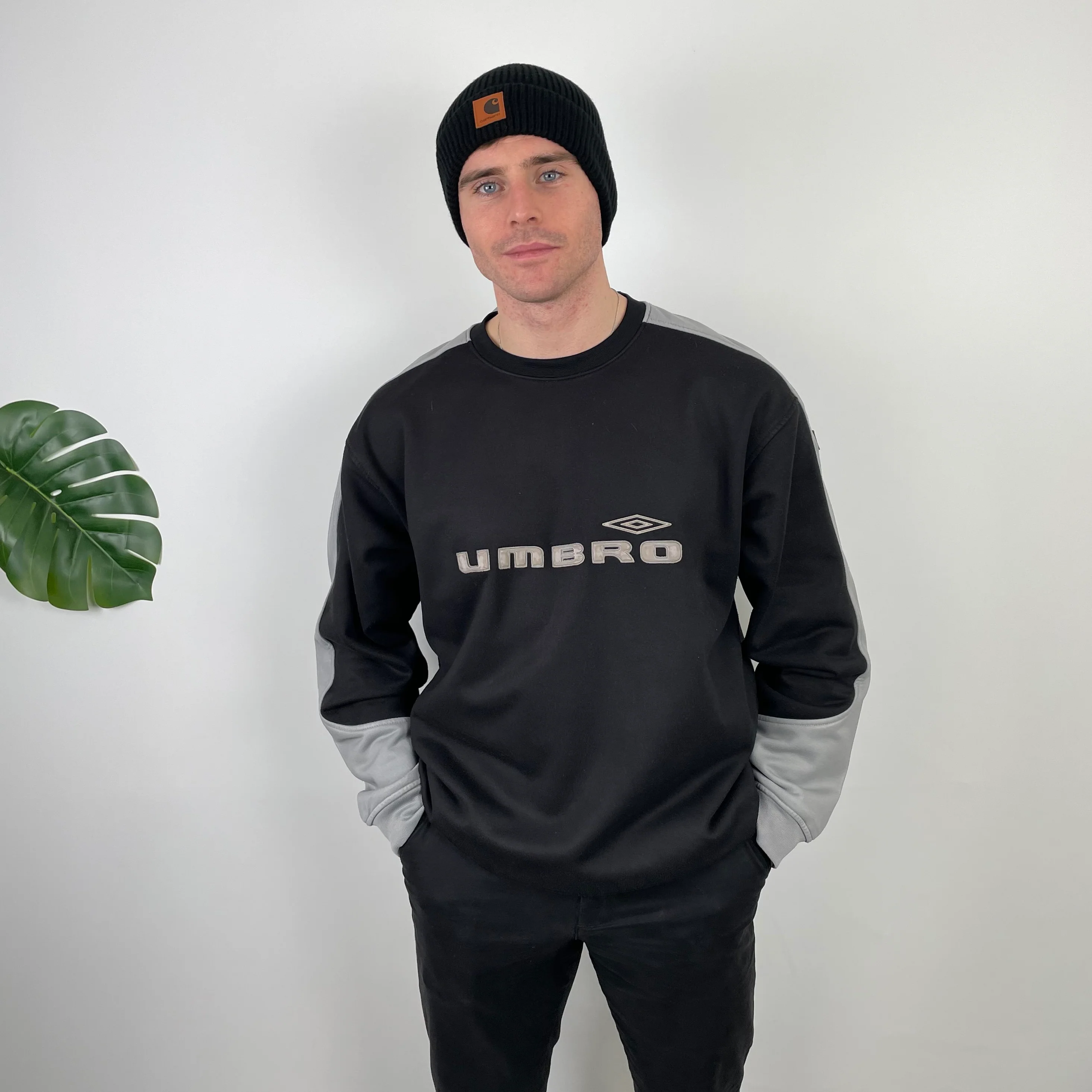 Umbro Black Embroidered Spell Out Sweatshirt (XL) - Image 2