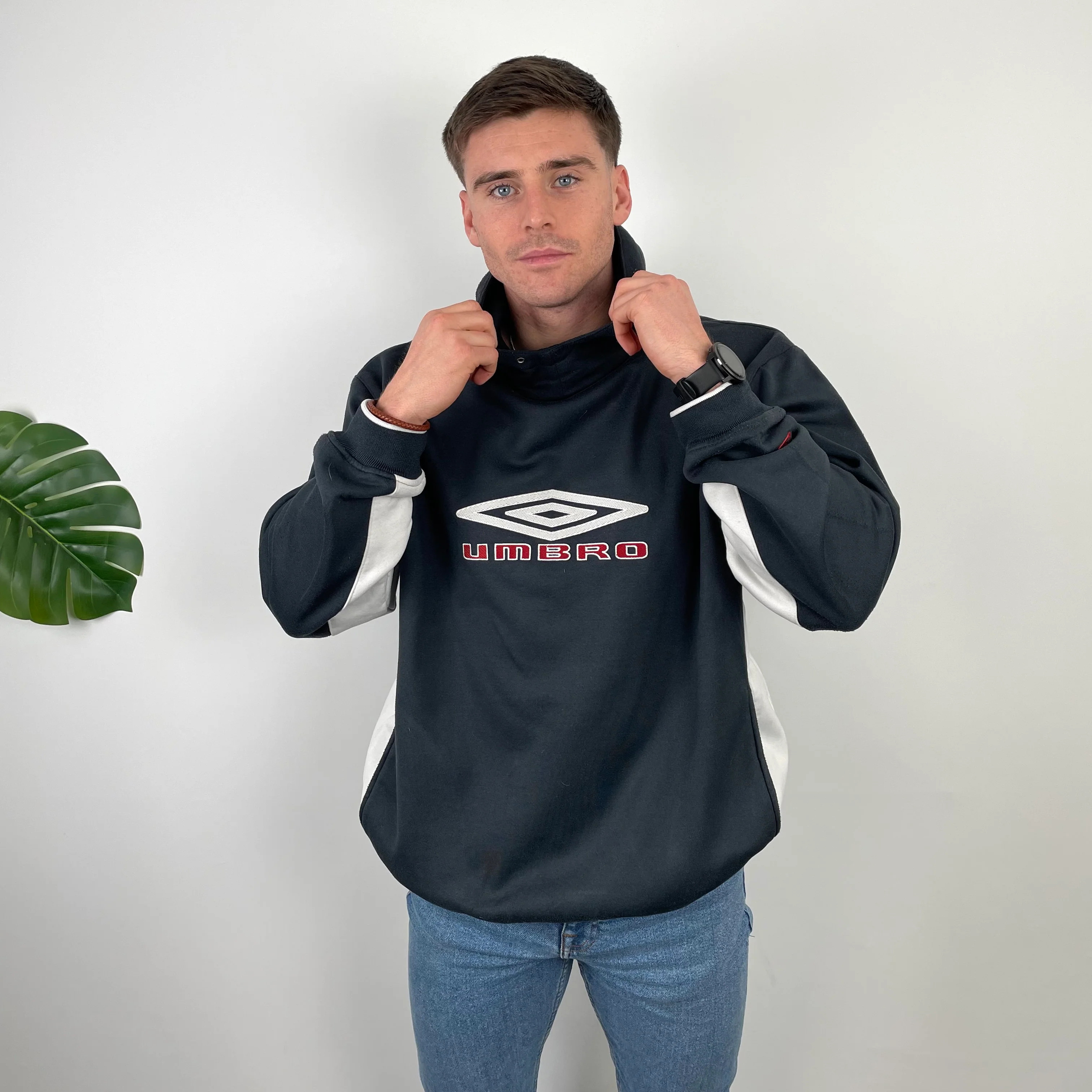 Umbro RARE Navy Embroidered Spell Out Hoodie (XL) - Image 4