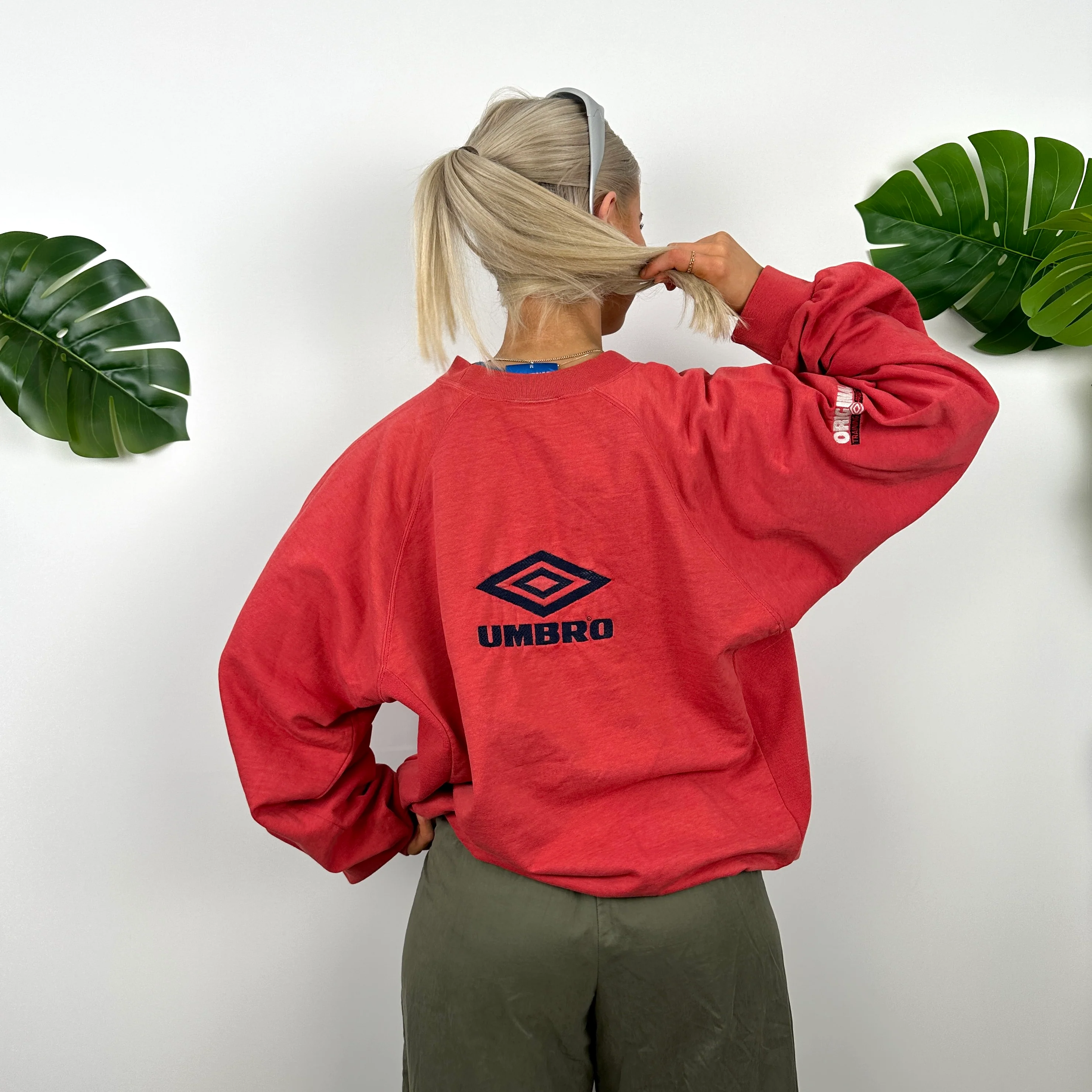 Umbro Red Embroidered Spell Out Sweatshirt (L) - Image 4