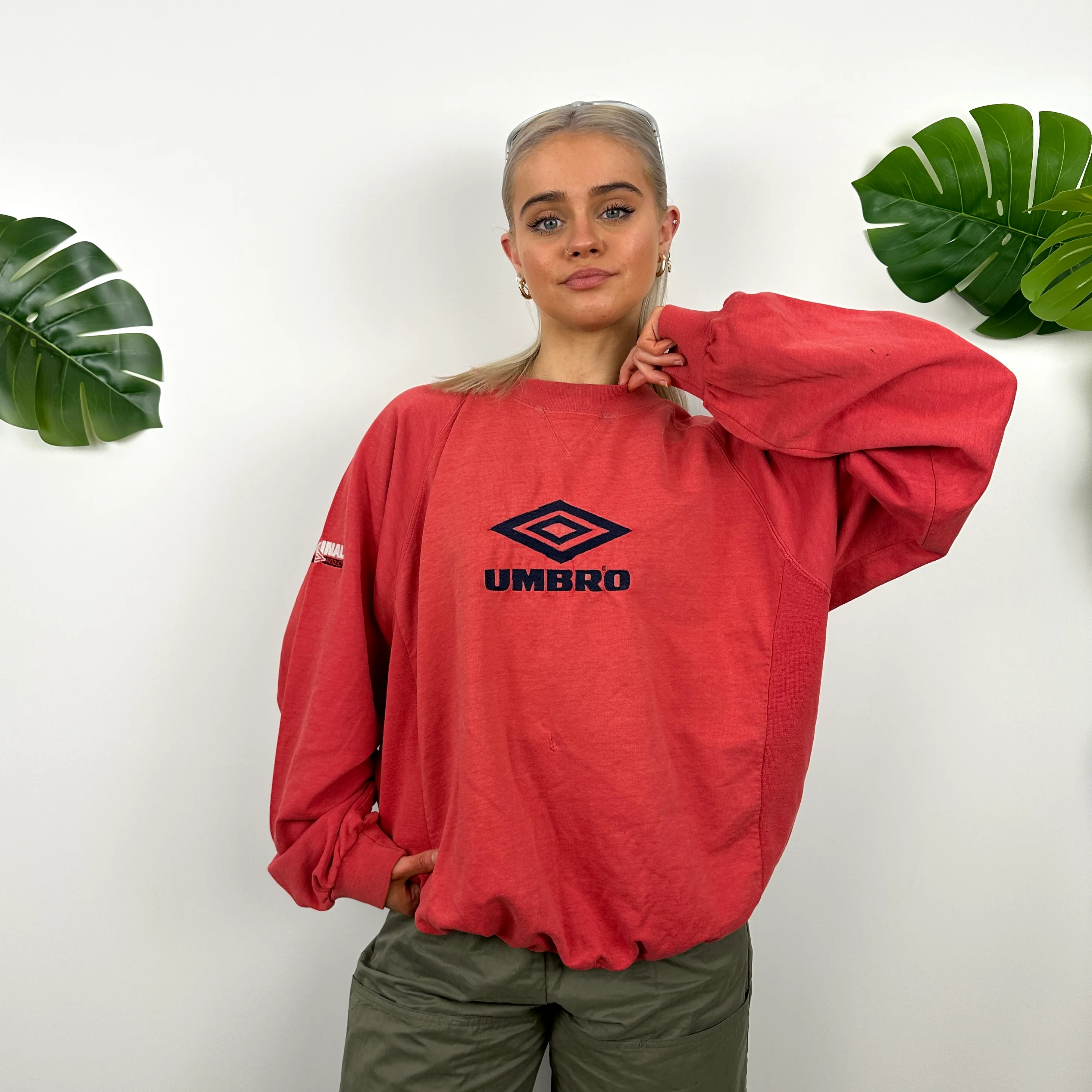 Umbro Red Embroidered Spell Out Sweatshirt (L) - Image 6