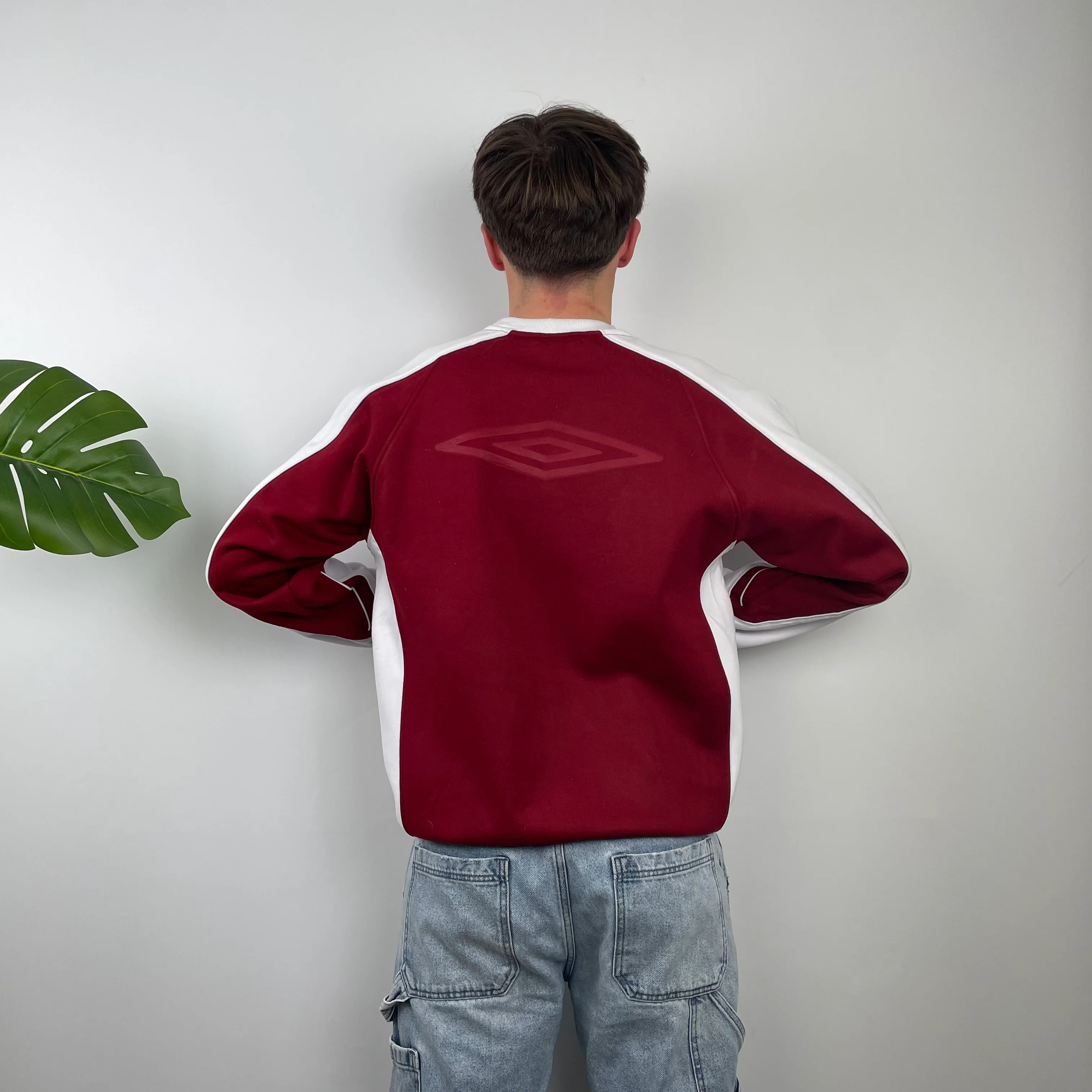Umbro Red Embroidered Spell Out Sweatshirt (M) - Image 7