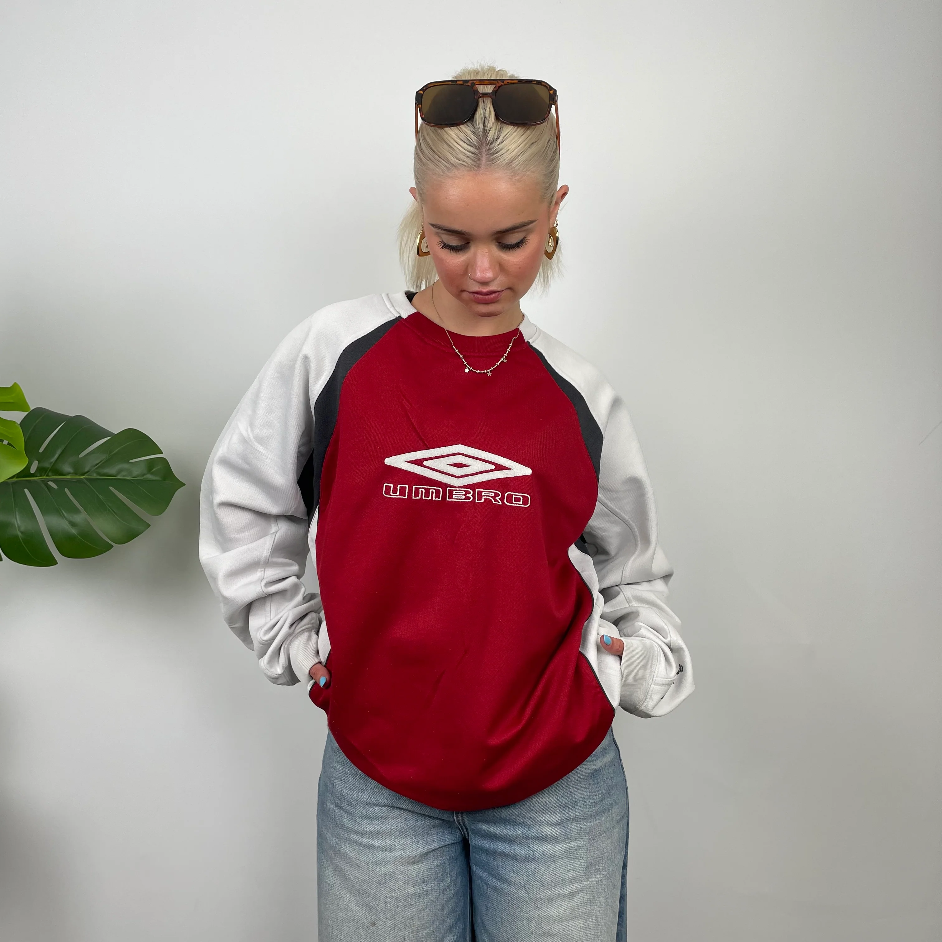 Umbro Red Embroidered Spell Out Sweatshirt (L) - Image 2