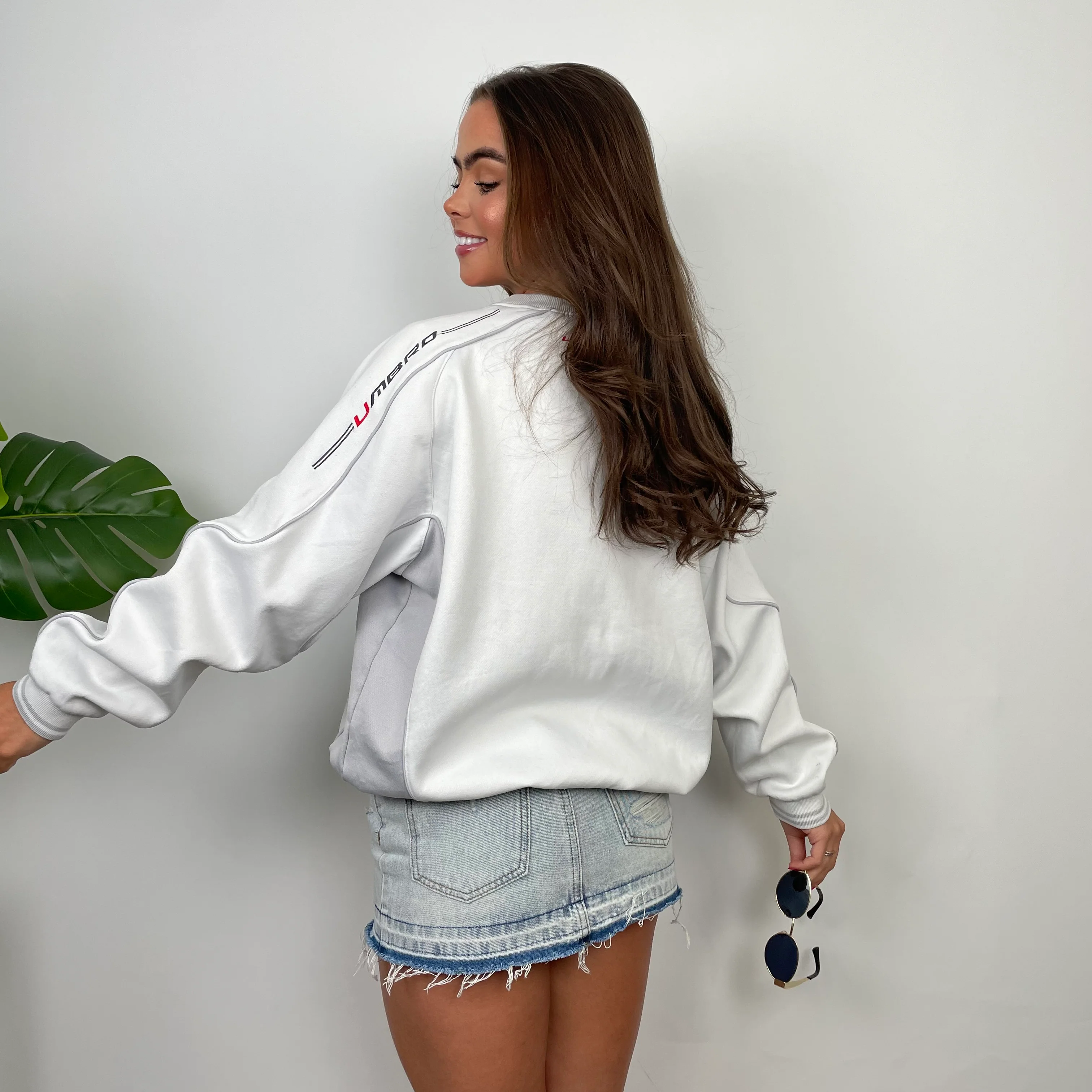 Umbro White Embroidered Spell Out Sweatshirt (M) - Image 7