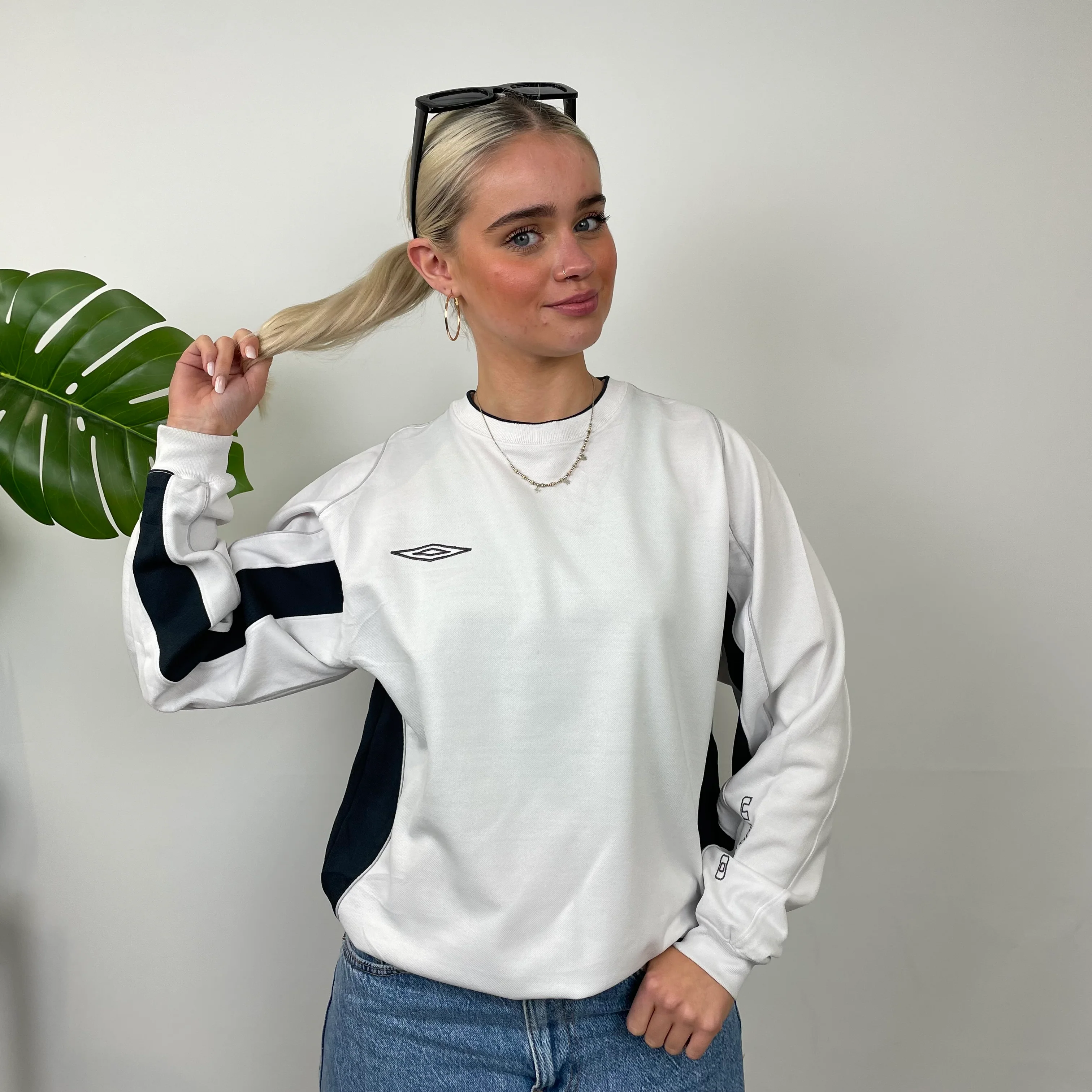 Umbro White Embroidered Spell Out Sweatshirt (S) - Image 2