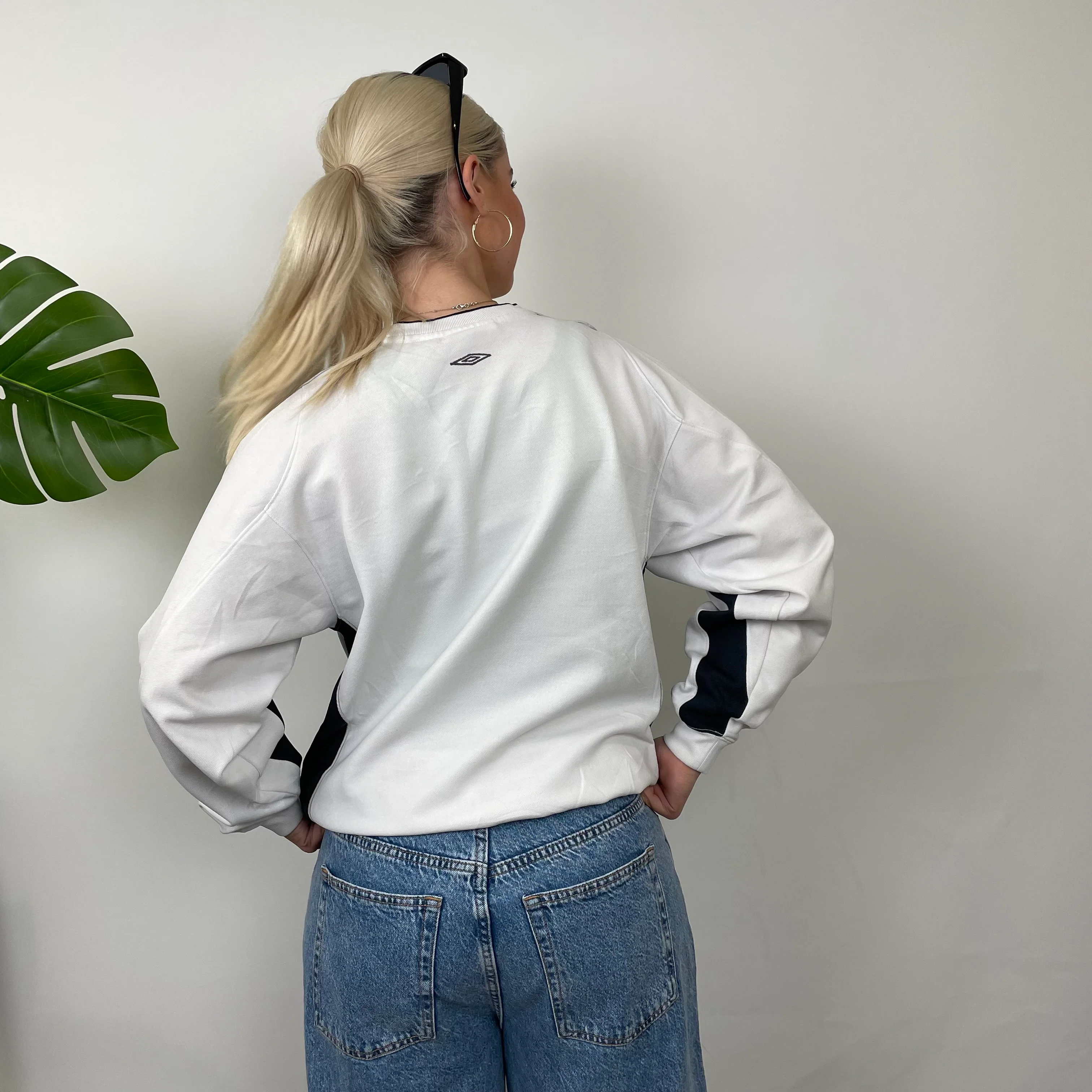 Umbro White Embroidered Spell Out Sweatshirt (S) - Image 7
