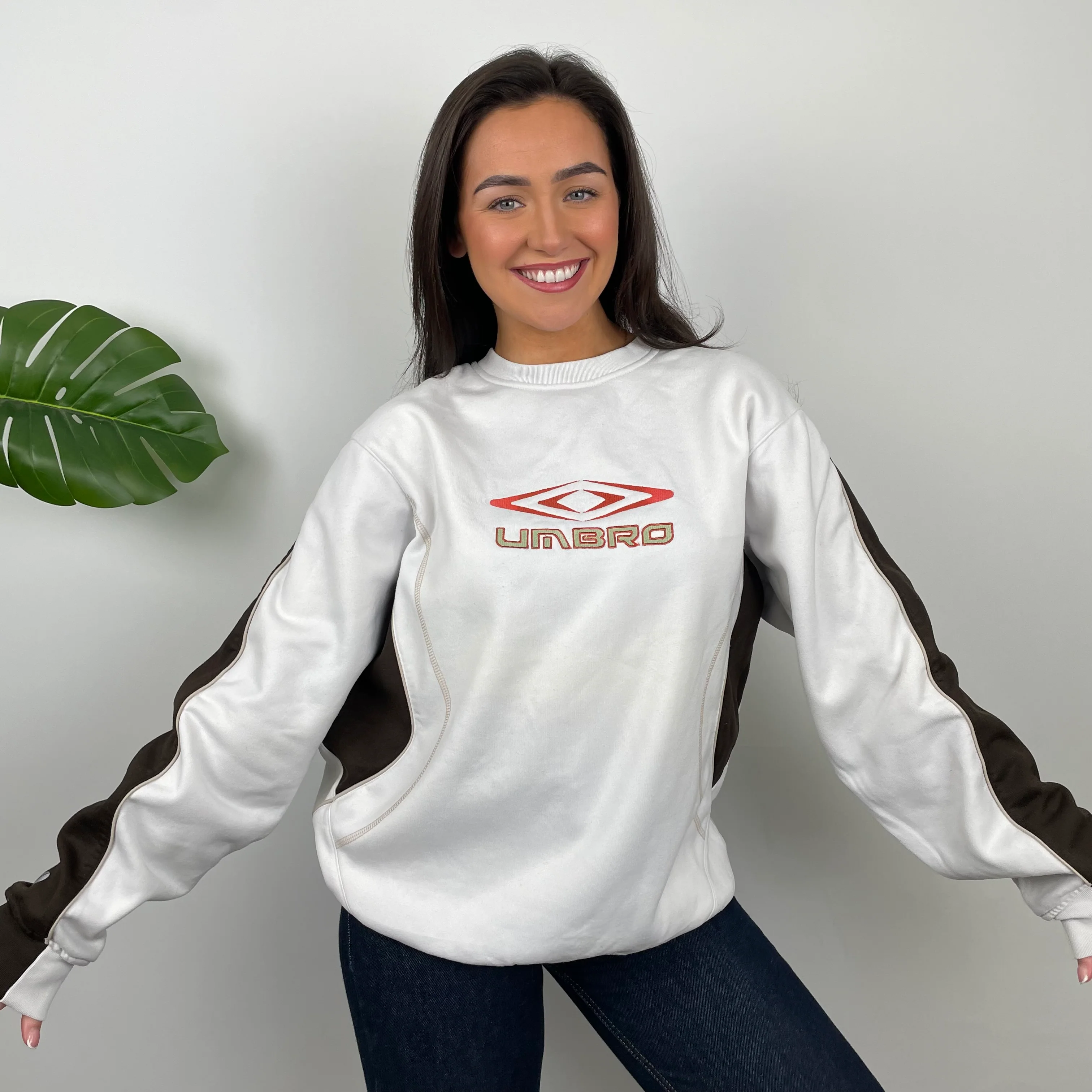 Umbro White Embroidered Spell Out Sweatshirt (L) - Image 2