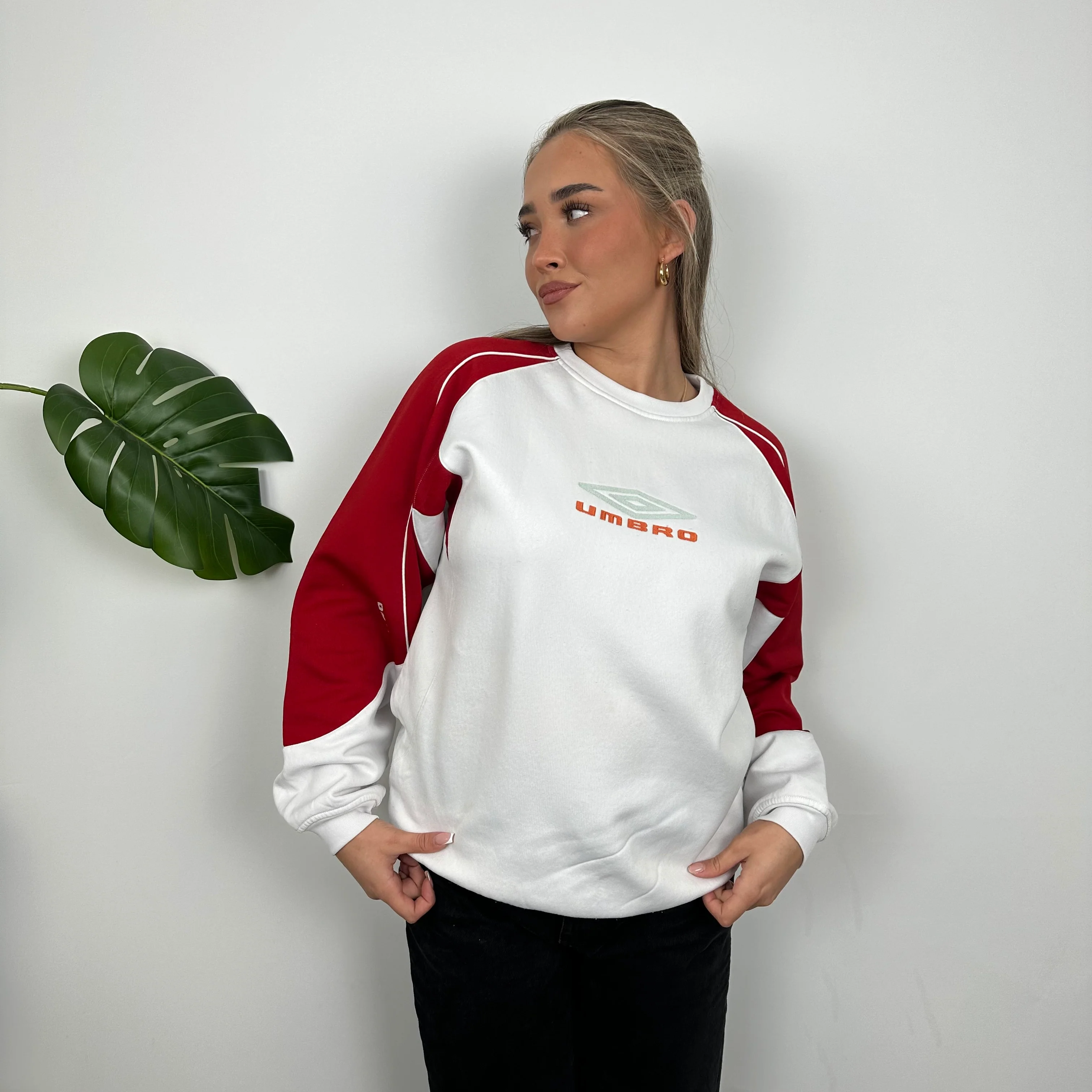 Umbro White Embroidered Spell Out Sweatshirt (L) - Image 4