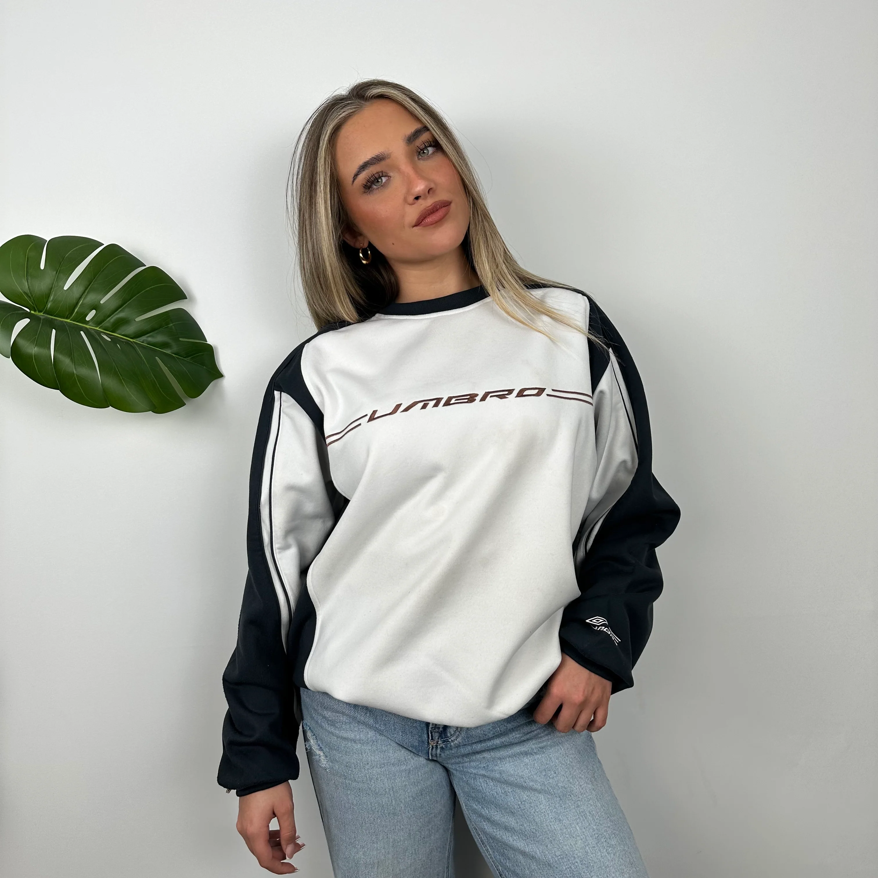 Umbro White Embroidered Spell Out Sweatshirt (L) - Image 6
