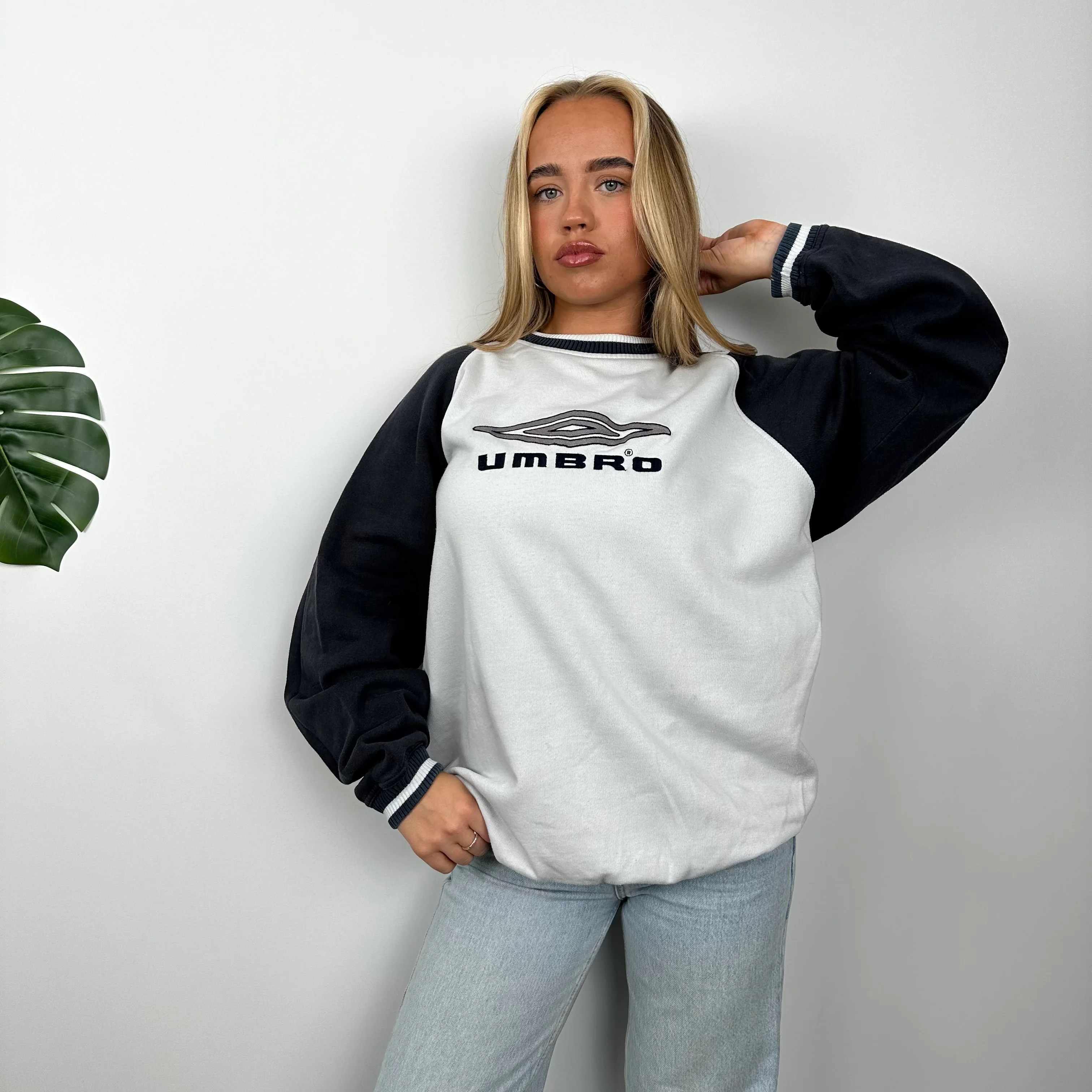 Umbro White Embroidered Spell Out Sweatshirt (L) - Image 7