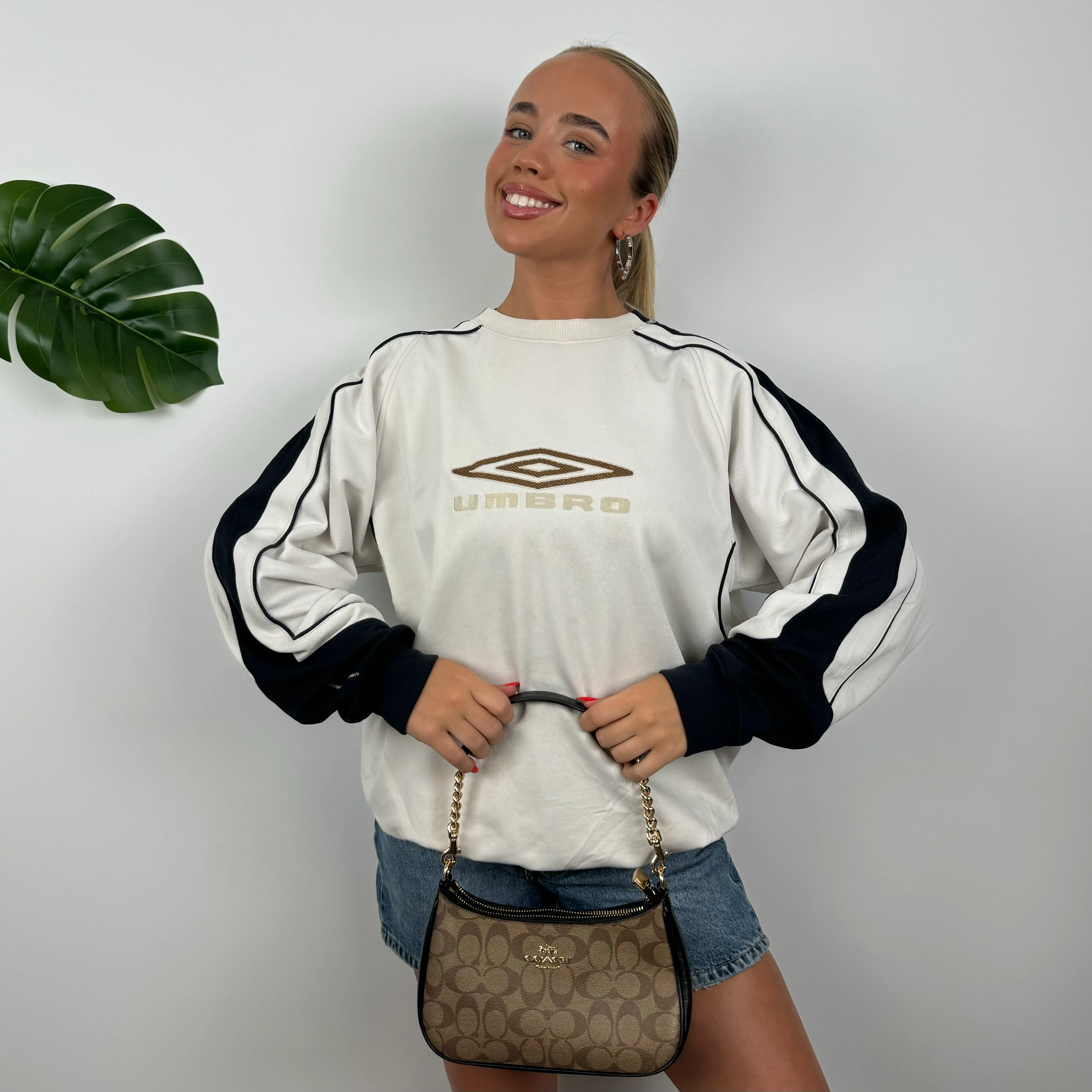 Umbro White Embroidered Spell Out Sweatshirt (L) - Image 2
