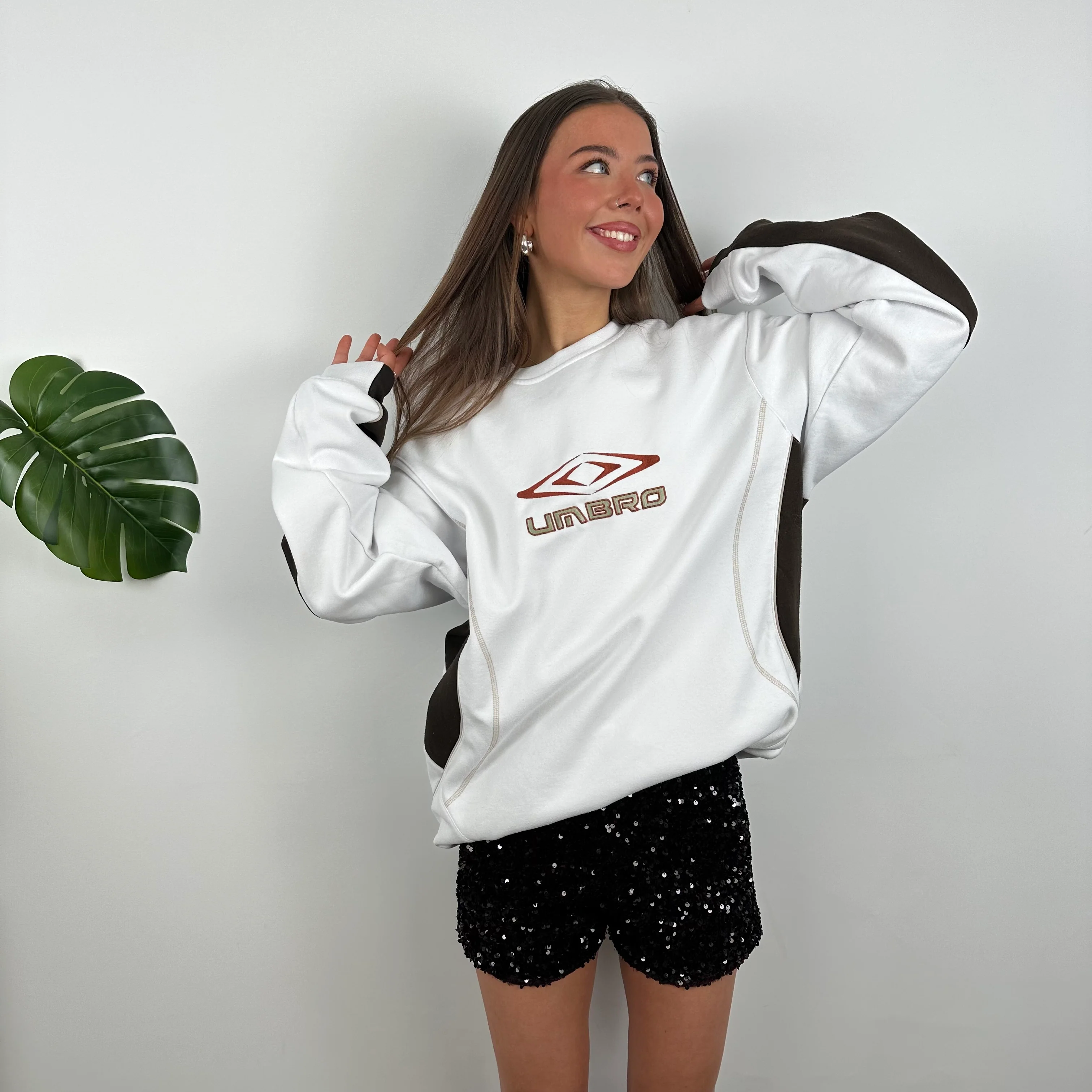 Umbro White Embroidered Spell Out Sweatshirt (XL) - Image 7