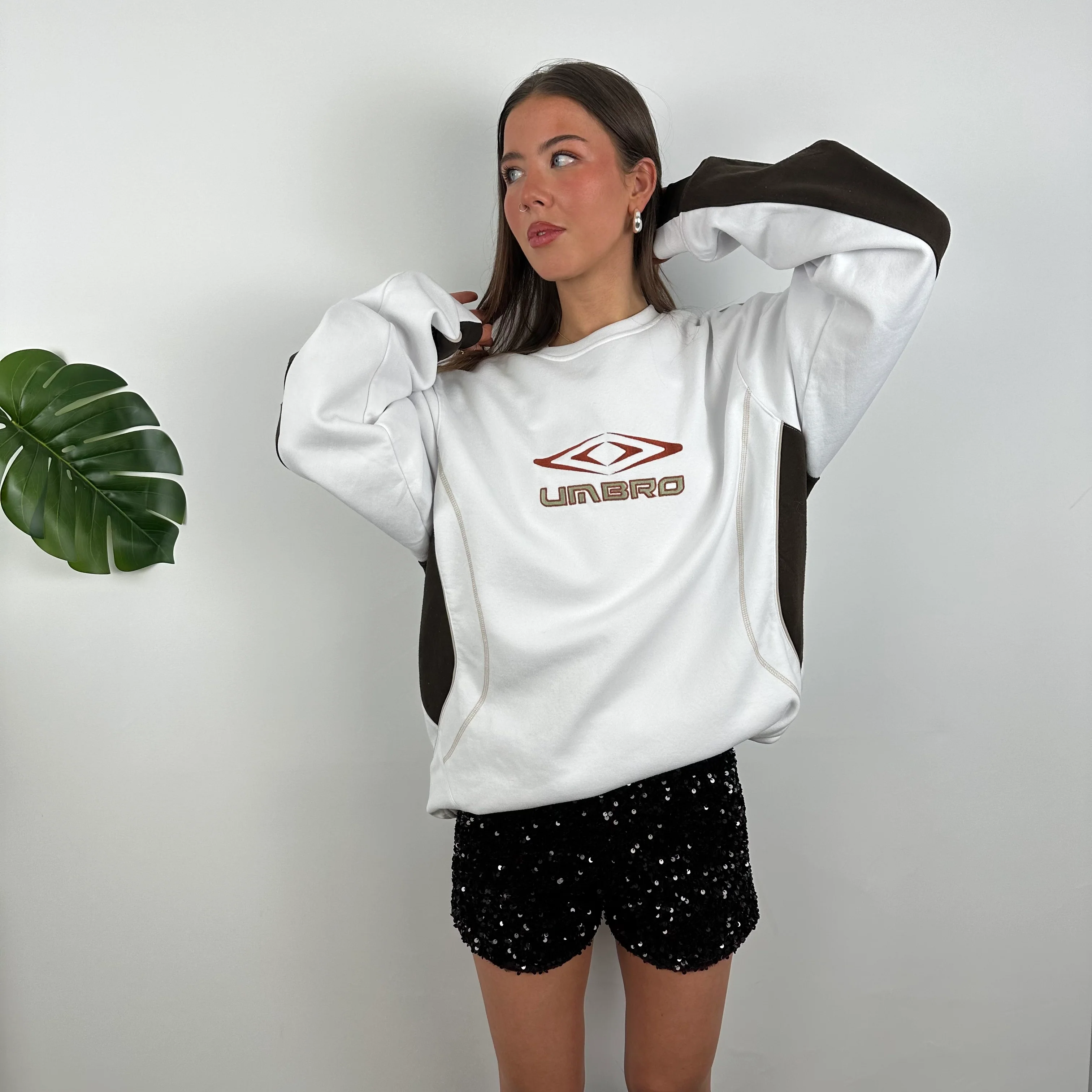 Umbro White Embroidered Spell Out Sweatshirt (XL) - Image 8
