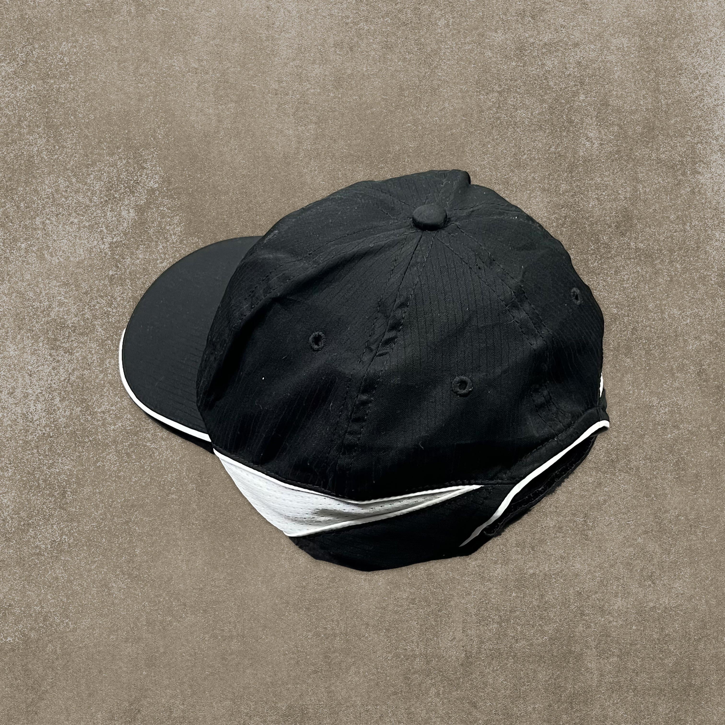 Nike Challenge Court Black Embroidered Logo Cap - Image 3