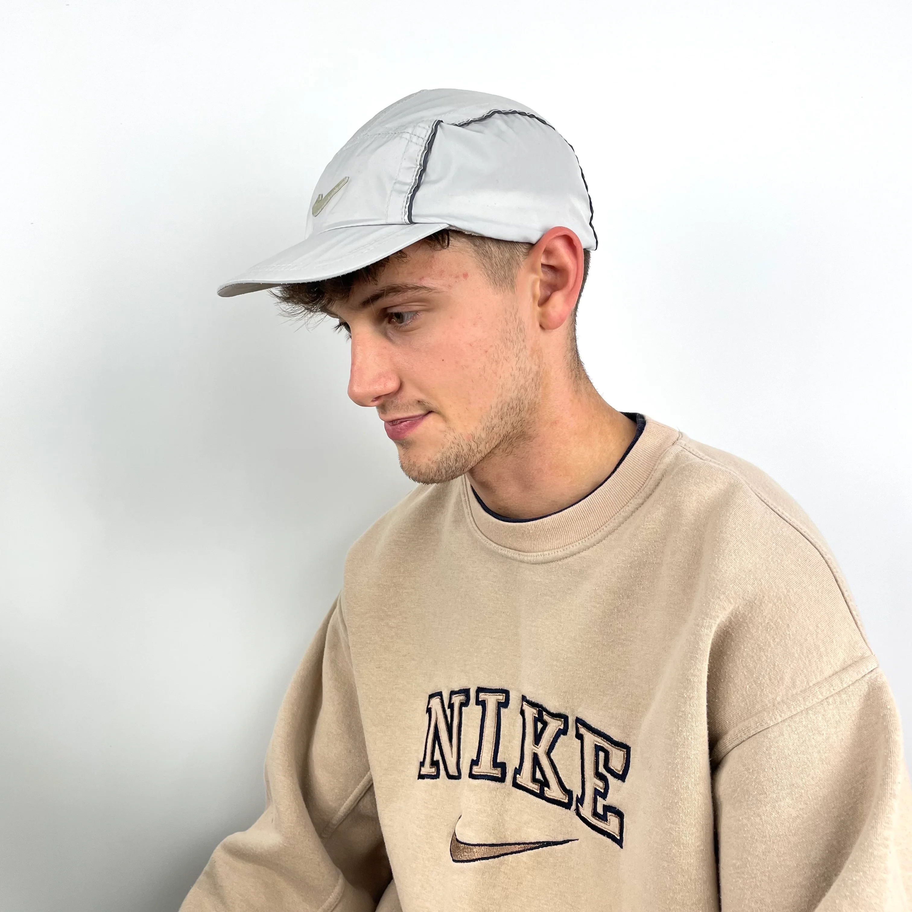 Nike RARE Grey Embroidered Swoosh Cap - Image 6