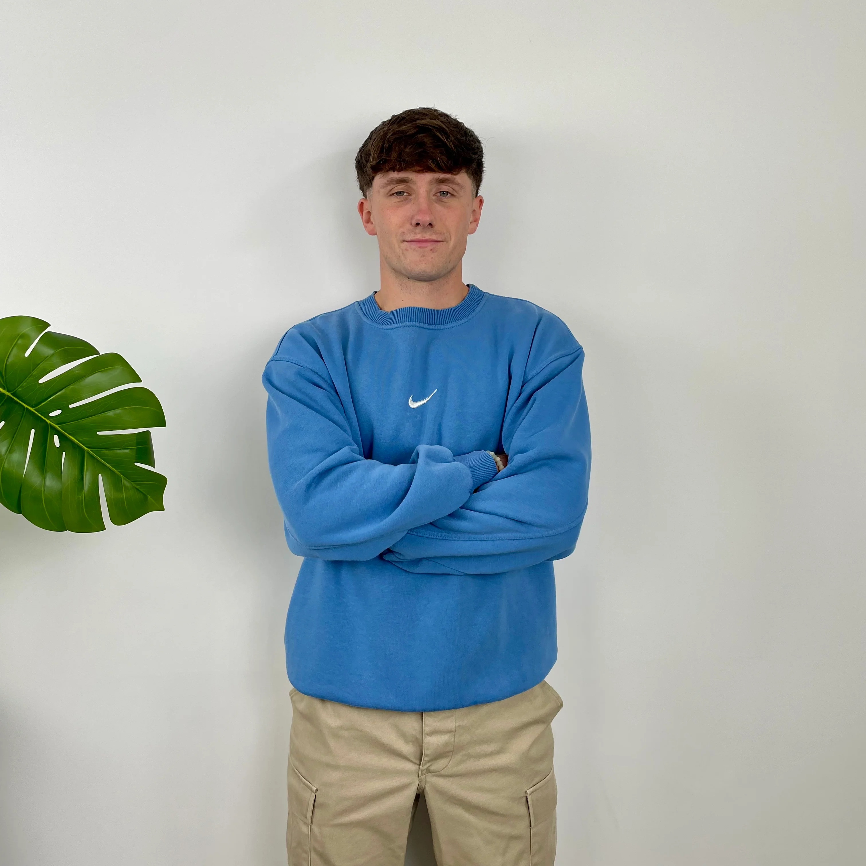 Nike Baby Blue Embroidered Swoosh Sweatshirt (L) - Image 5