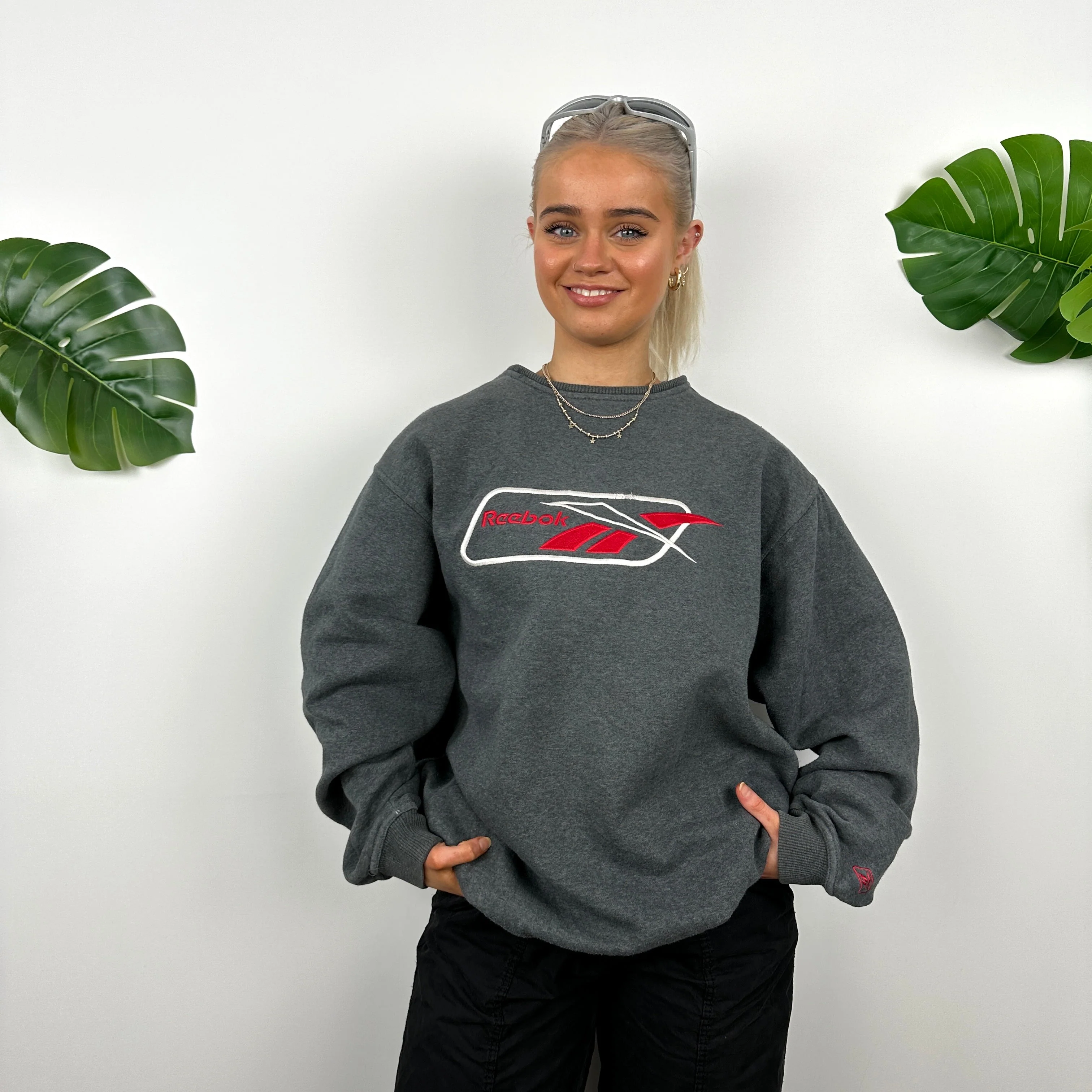 Reebok Grey Embroidered Logo Sweatshirt (XL) - Image 3