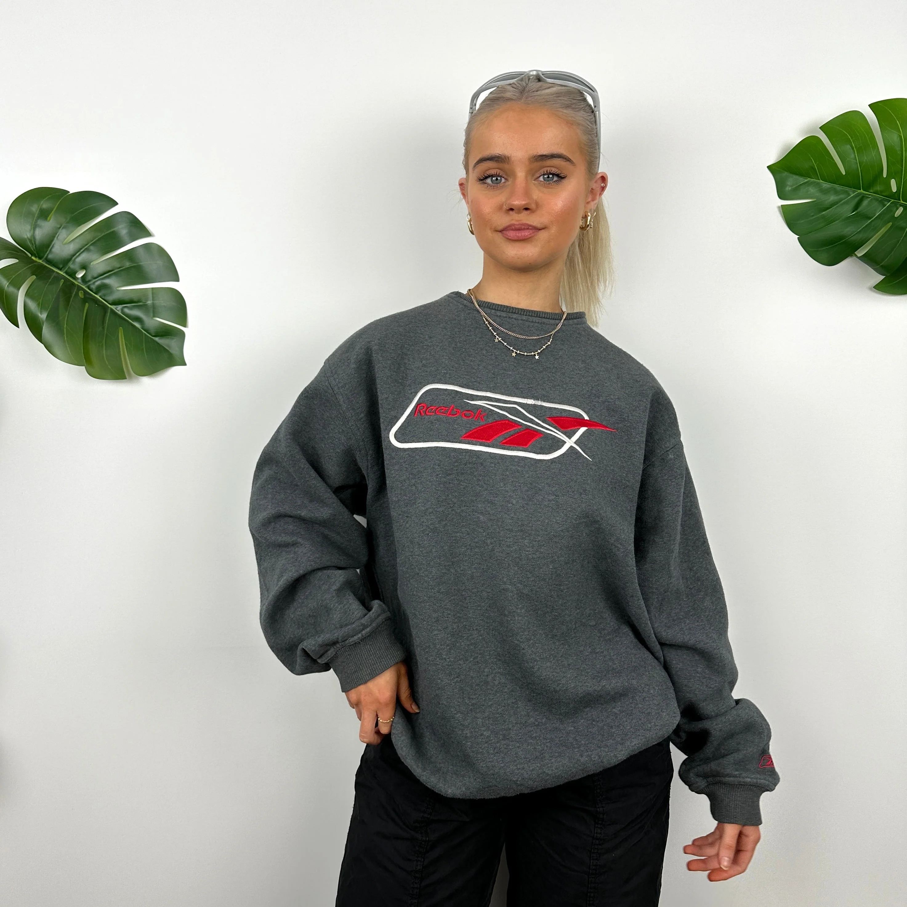 Reebok Grey Embroidered Logo Sweatshirt (XL) - Image 4