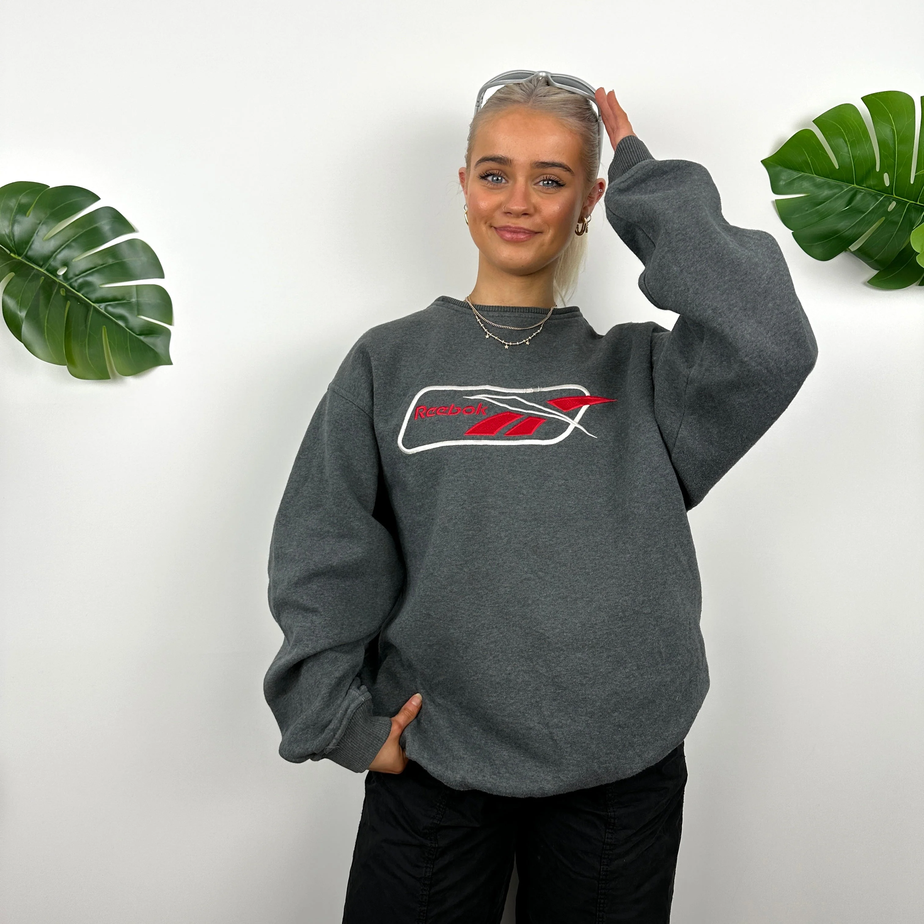 Reebok Grey Embroidered Logo Sweatshirt (XL) - Image 5