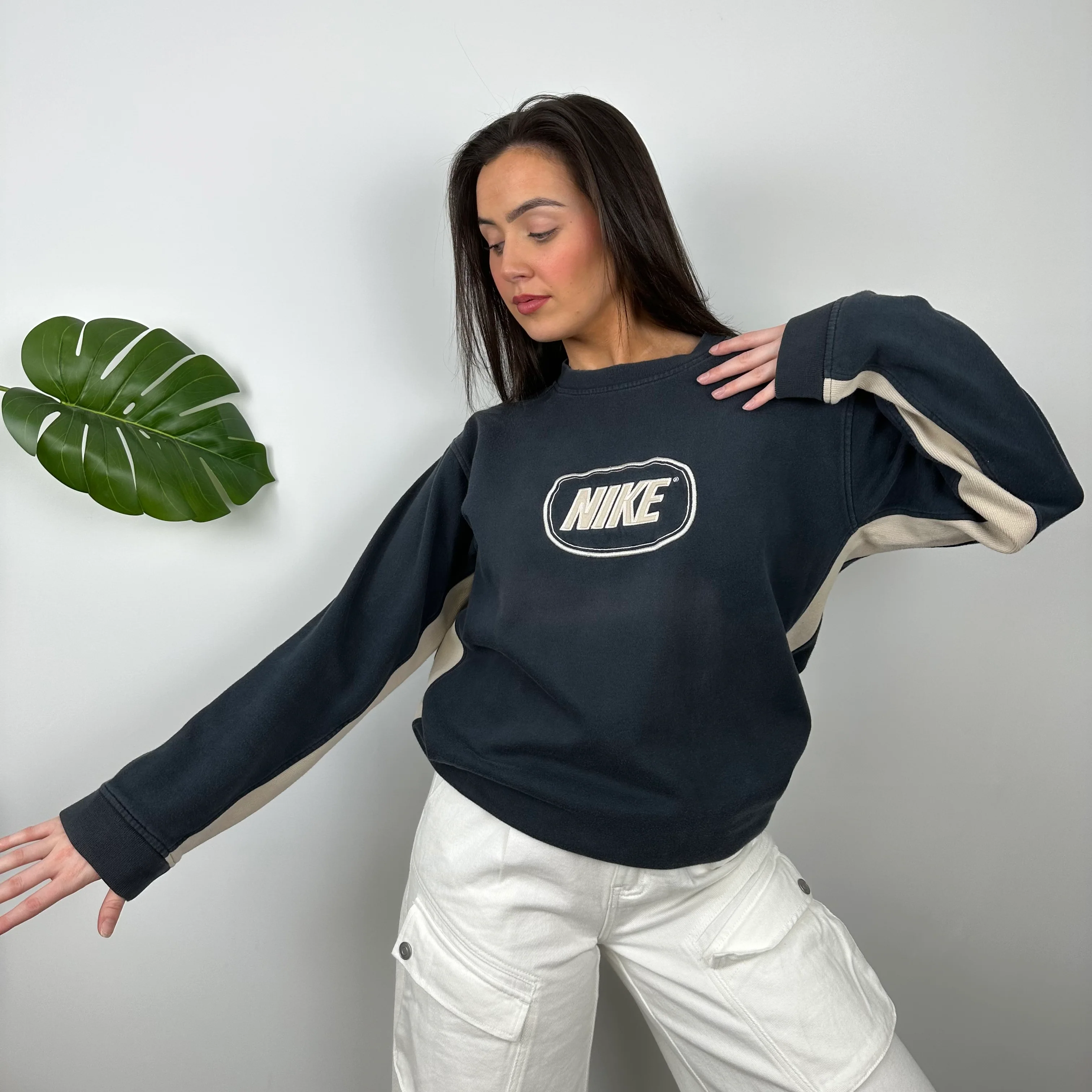 Nike Navy Embroidered Spell Out Sweatshirt (M) - Image 6