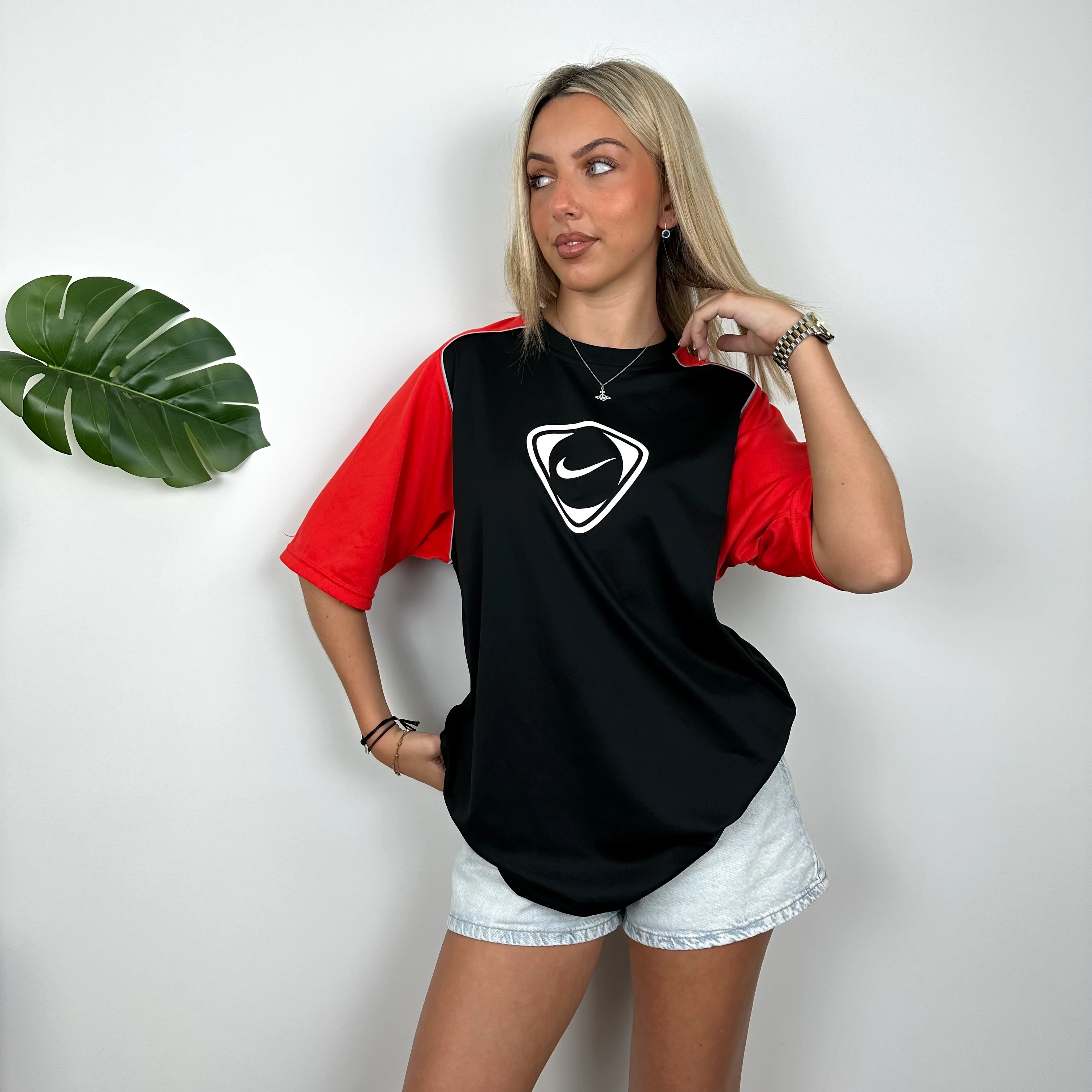 Nike Black Swoosh T Shirt (M) - Image 4
